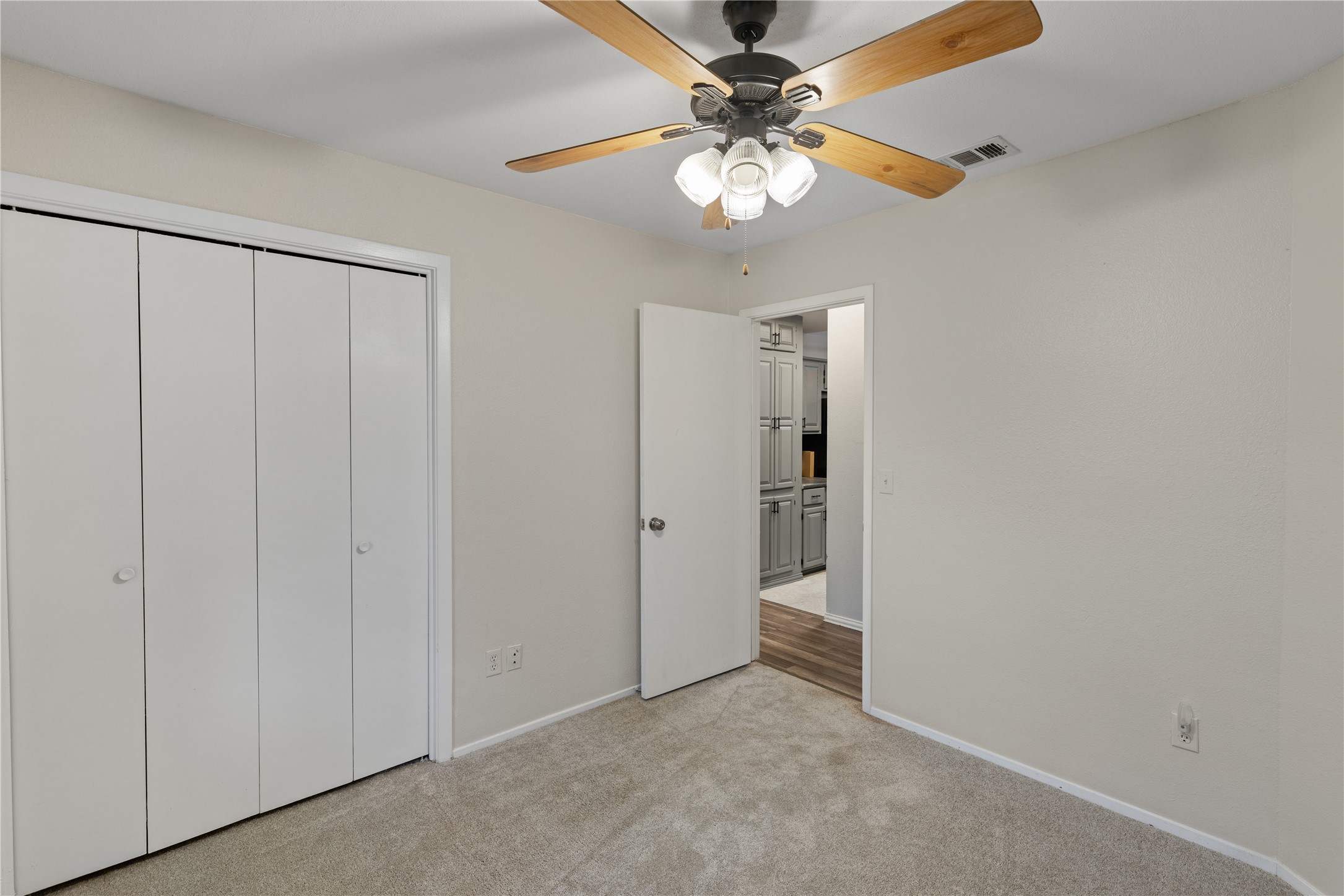 3207 Cliffview Drive