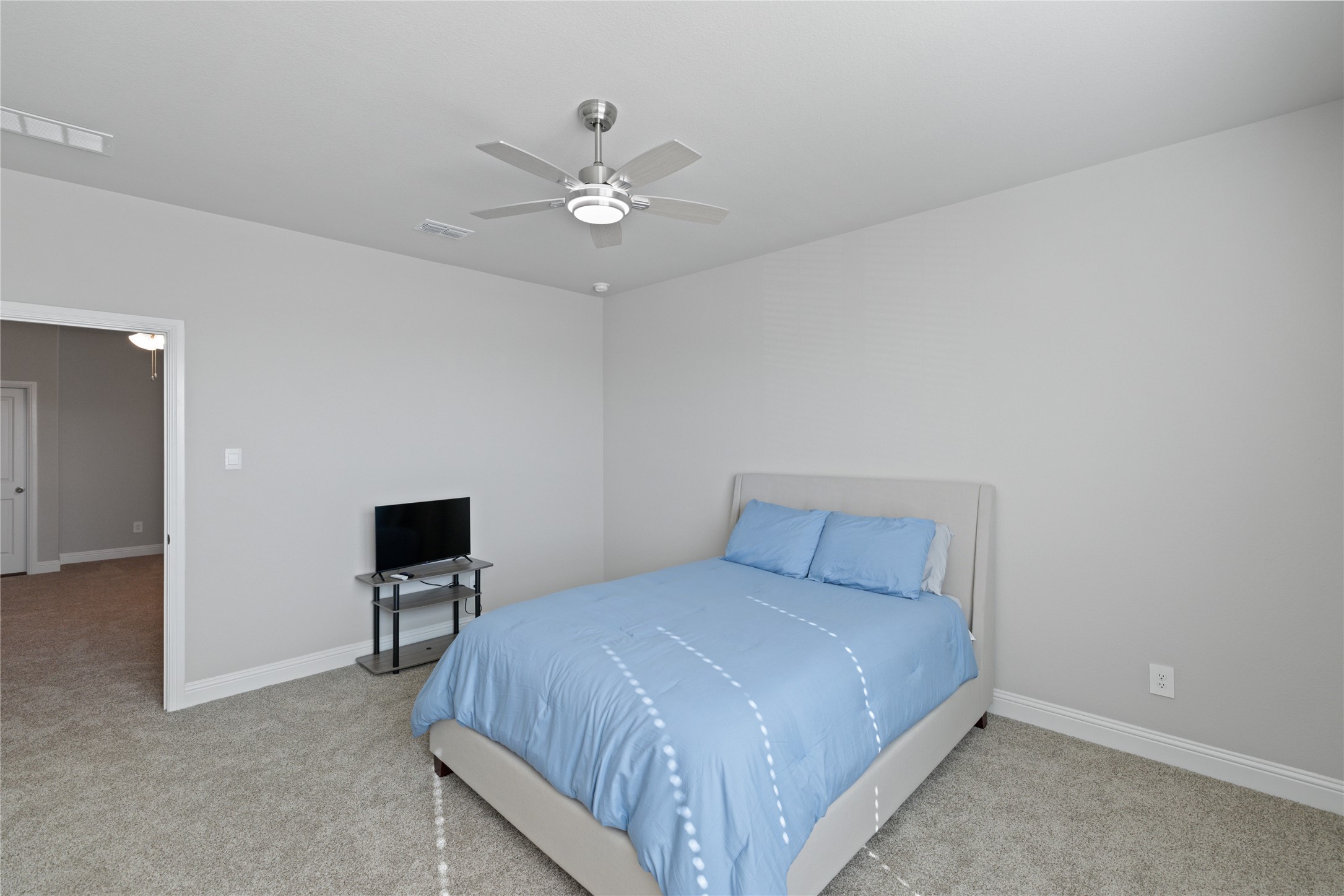 3008 Somerset Close Place