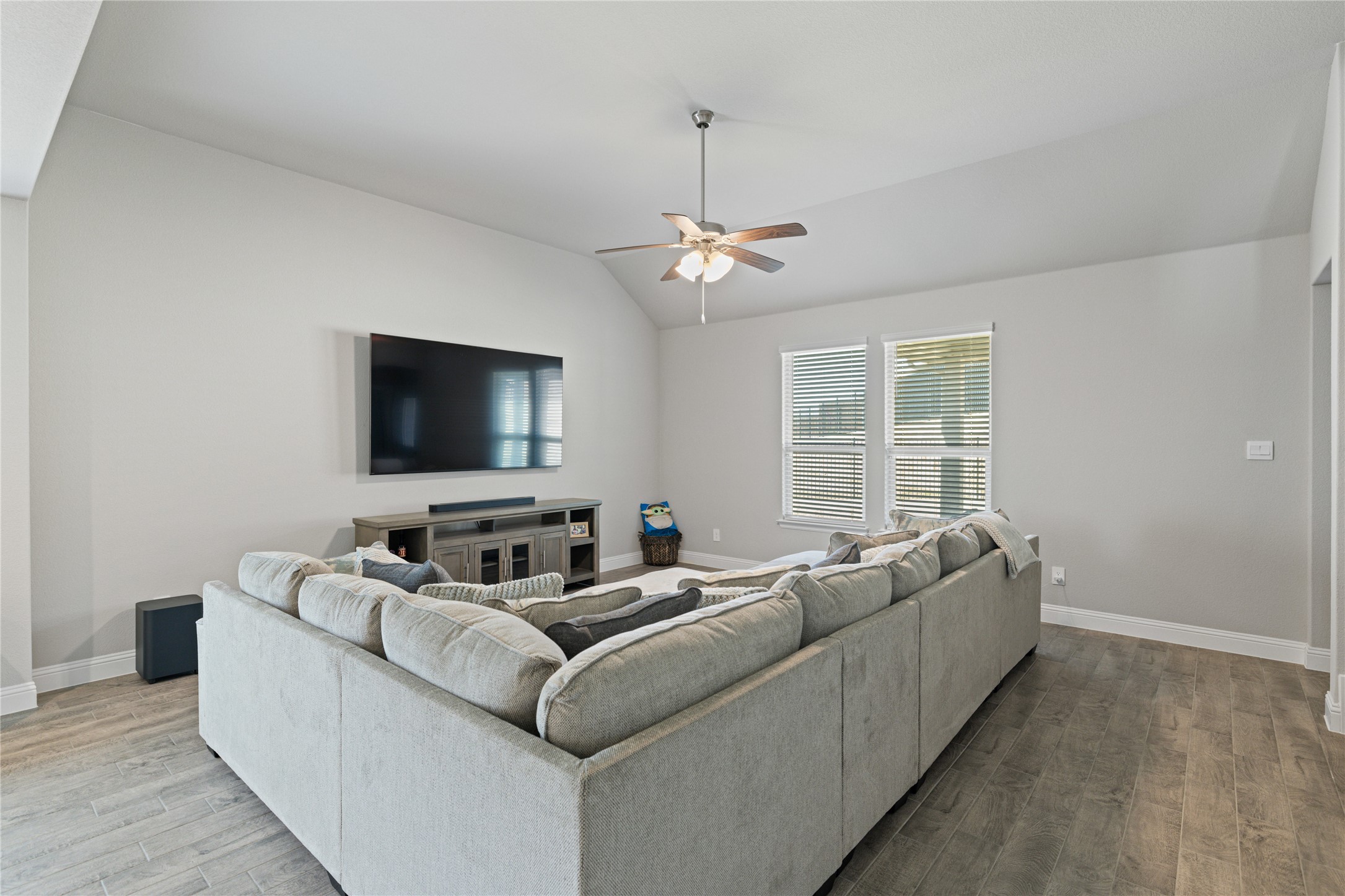 3008 Somerset Close Place