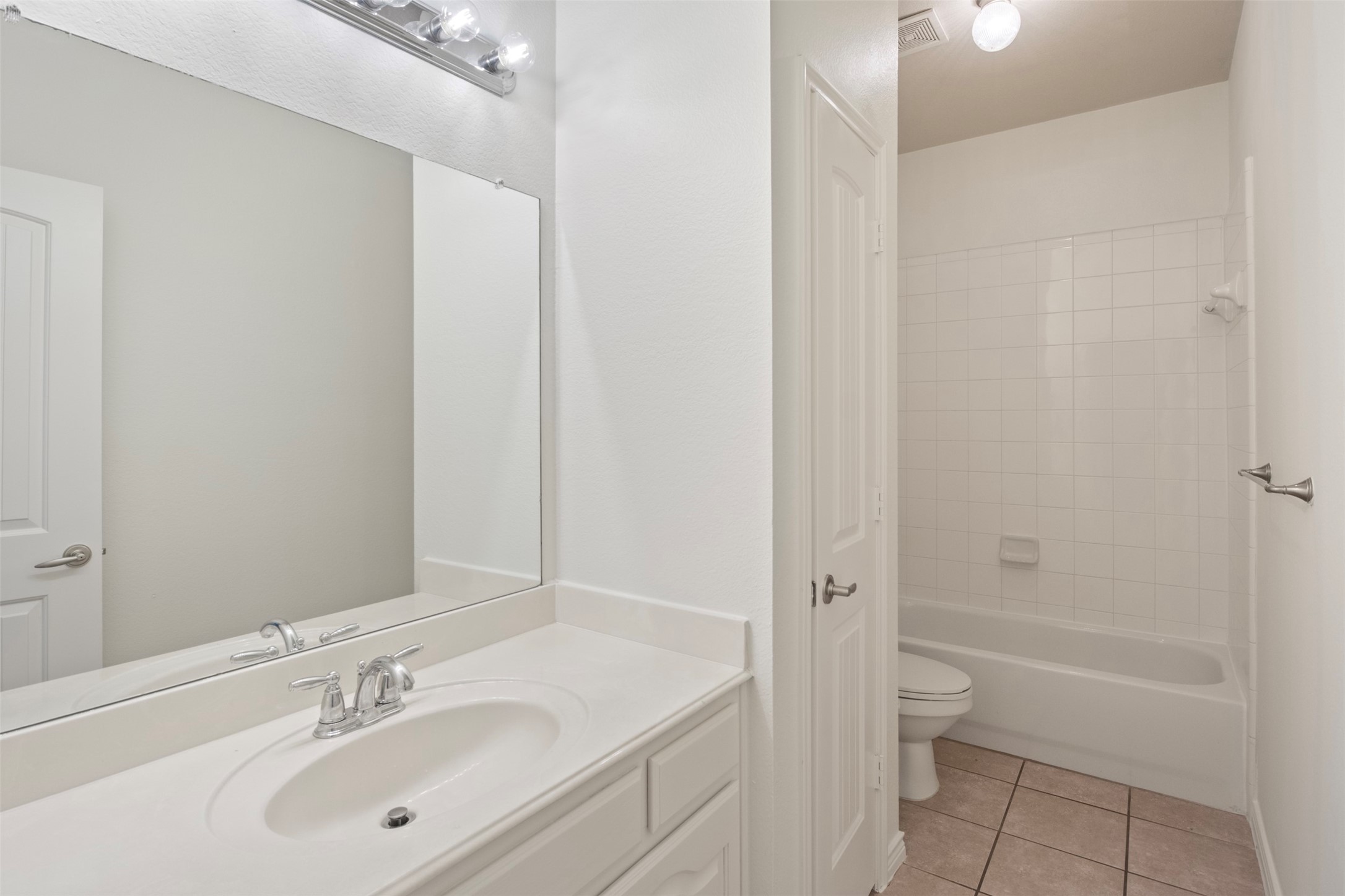 1704 Stonewick Drive