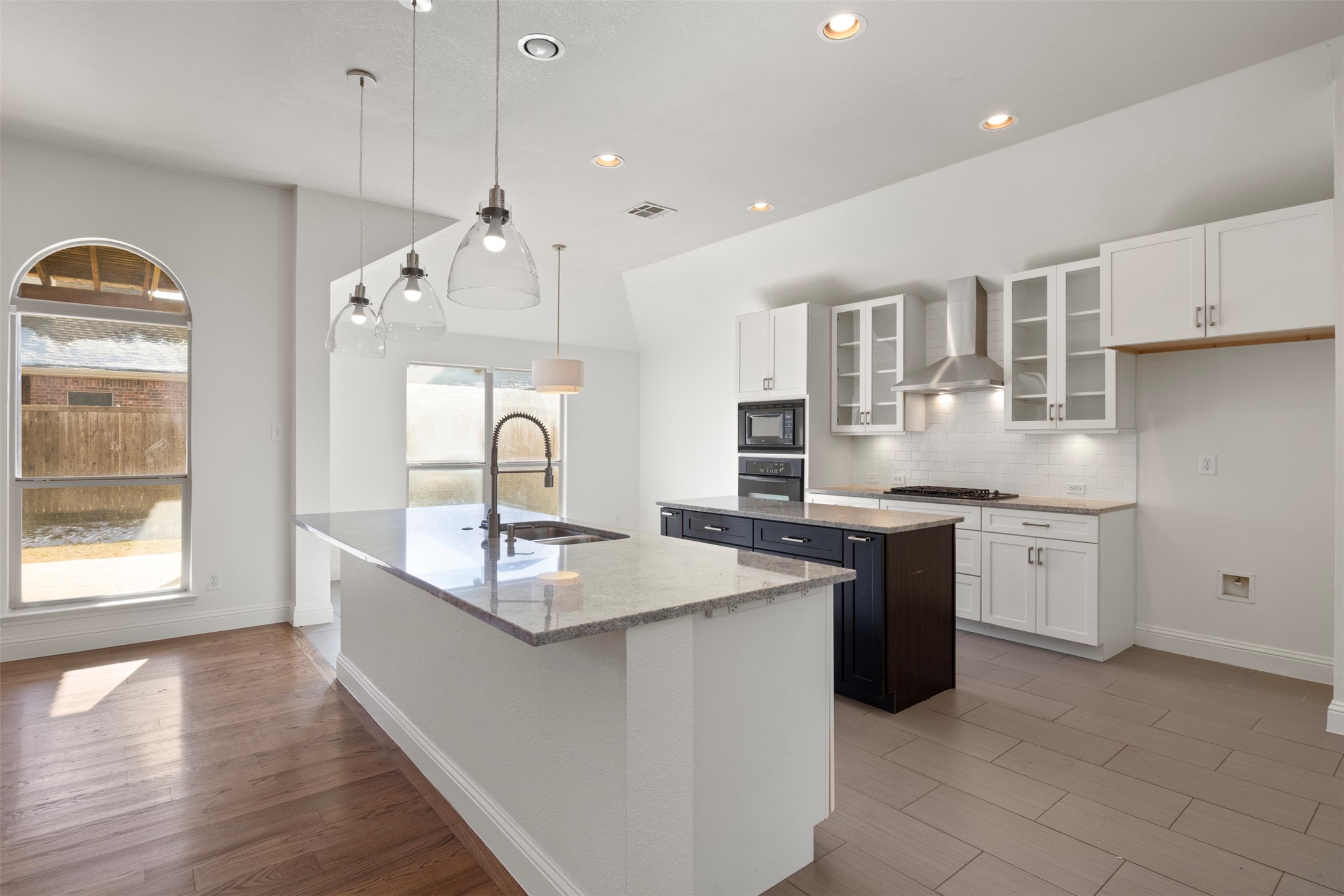 1704 Stonewick Drive