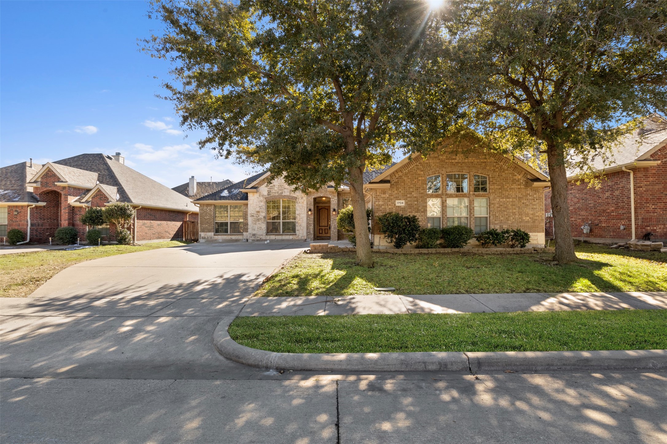 1704 Stonewick Drive