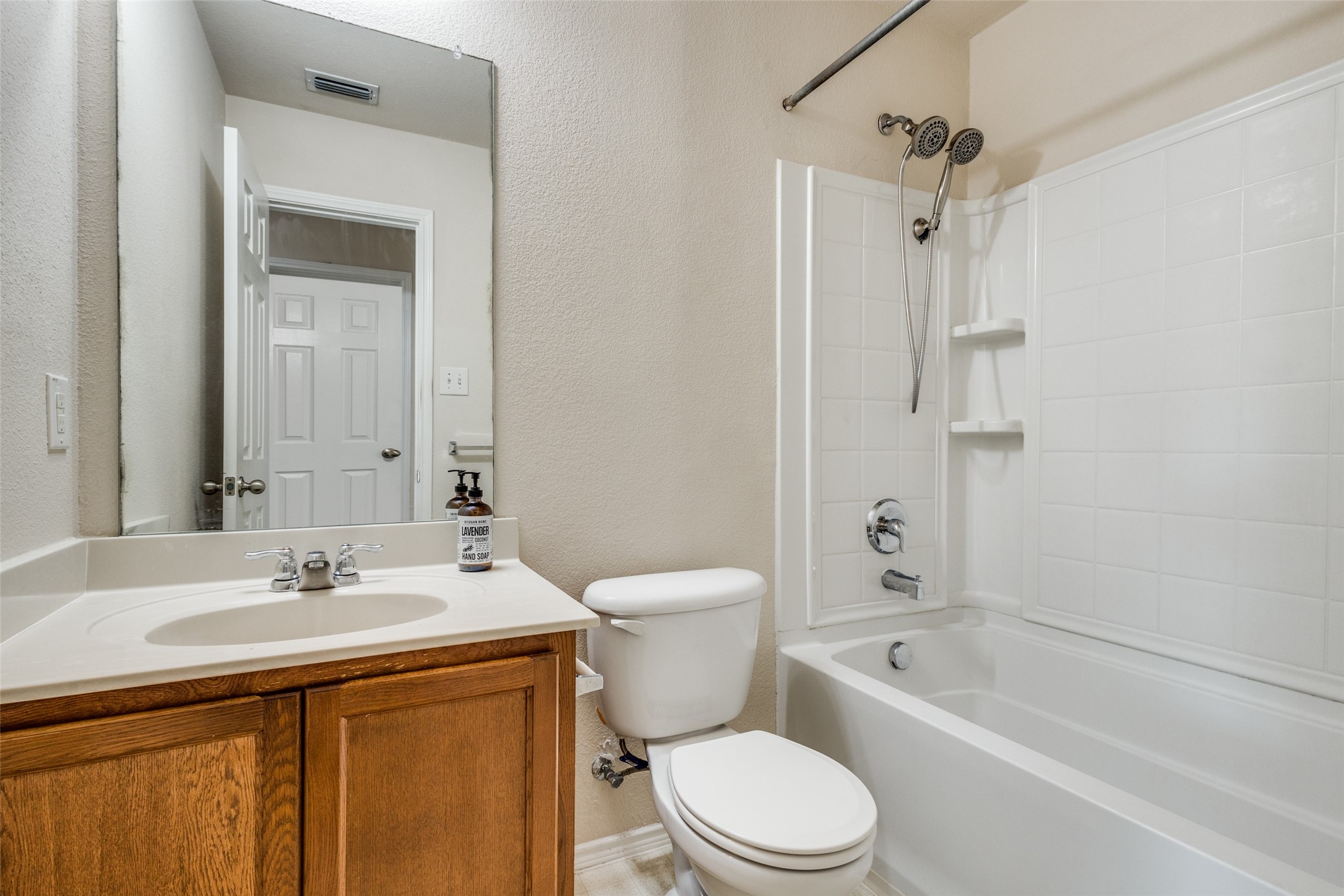 16504 Cowboy Trail