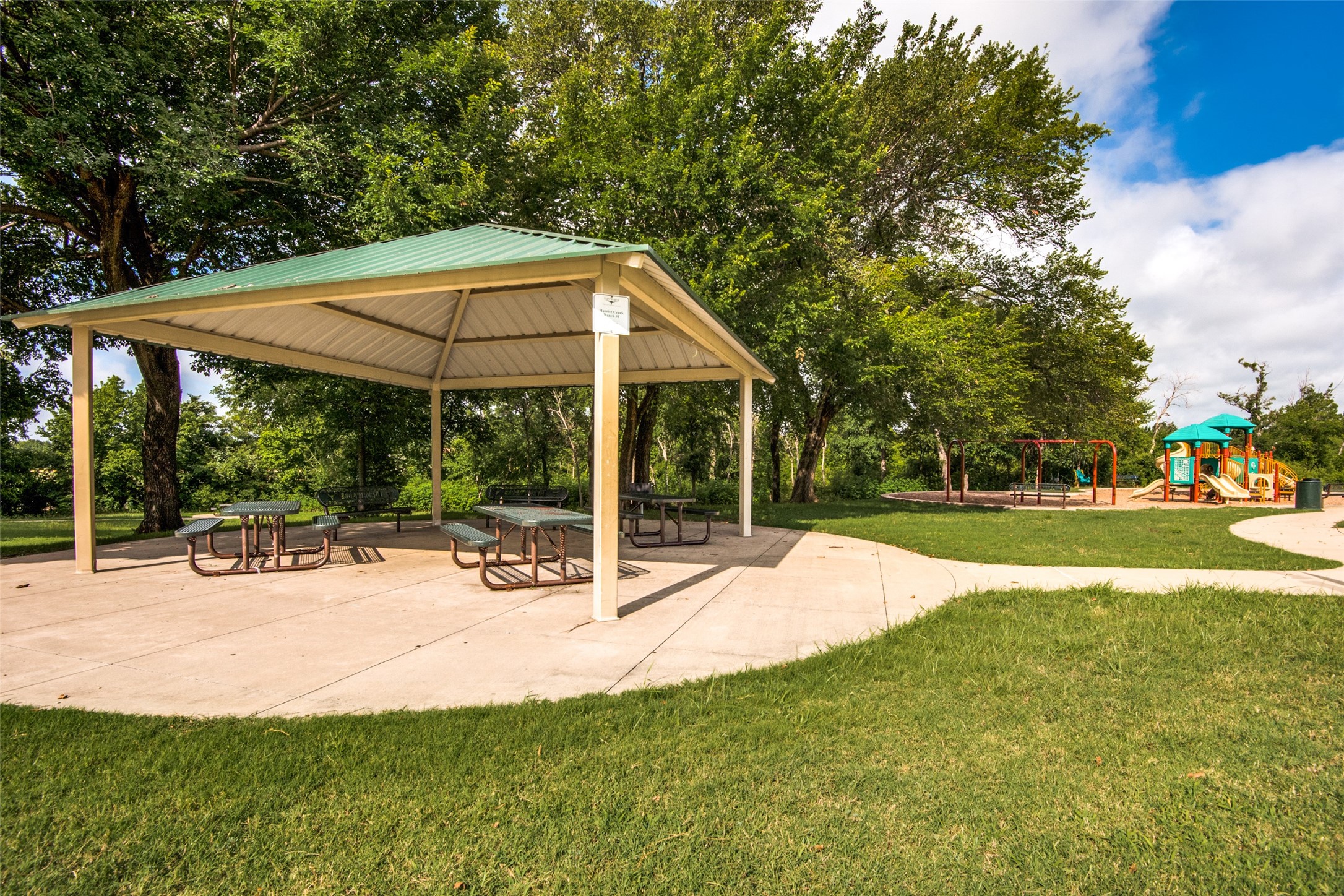 16504 Cowboy Trail