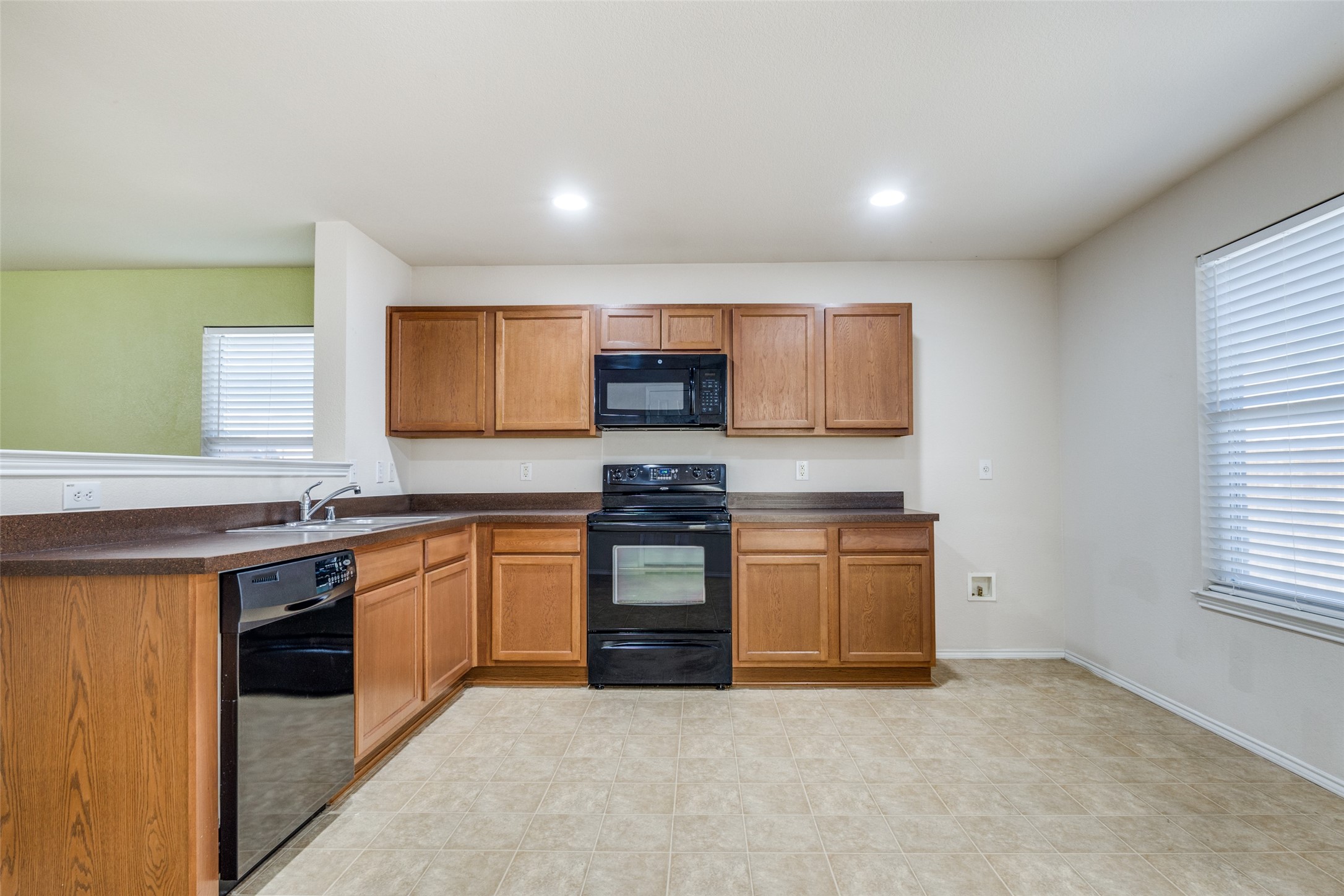 16504 Cowboy Trail