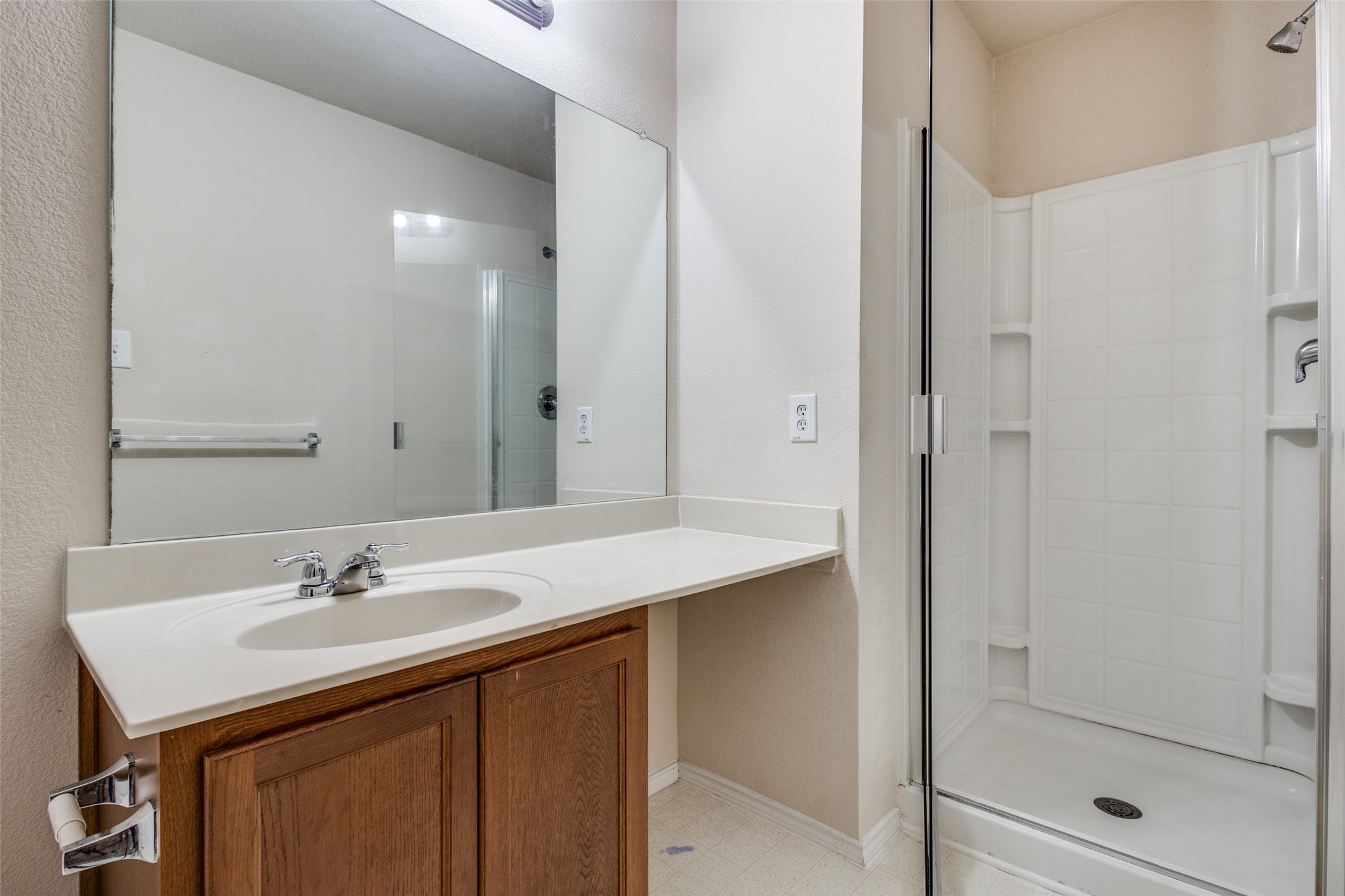 16504 Cowboy Trail
