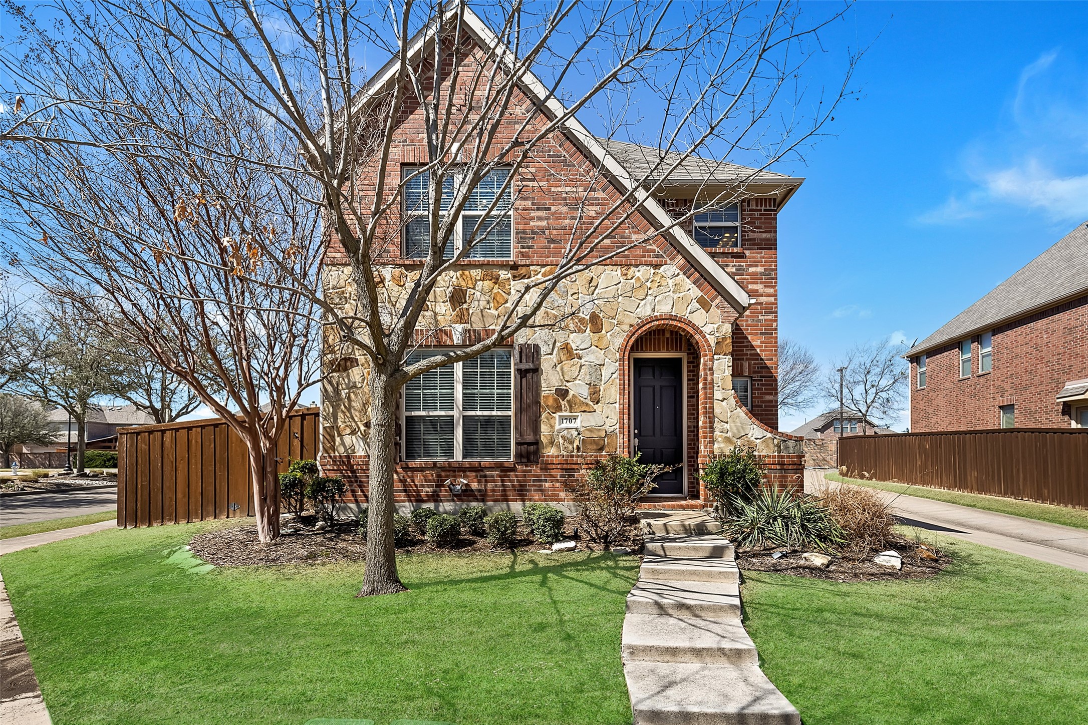 1707 Estacado Drive