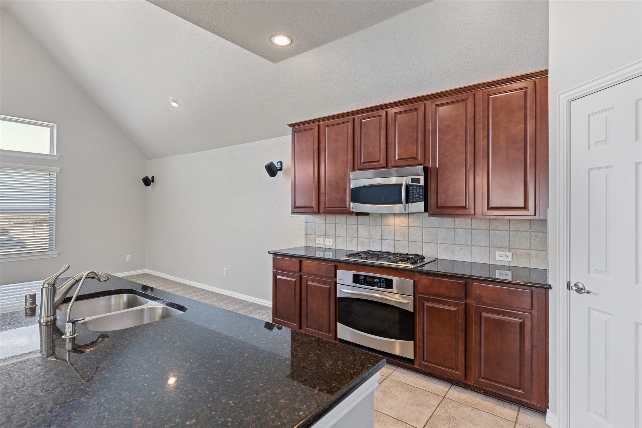 1707 Estacado Drive