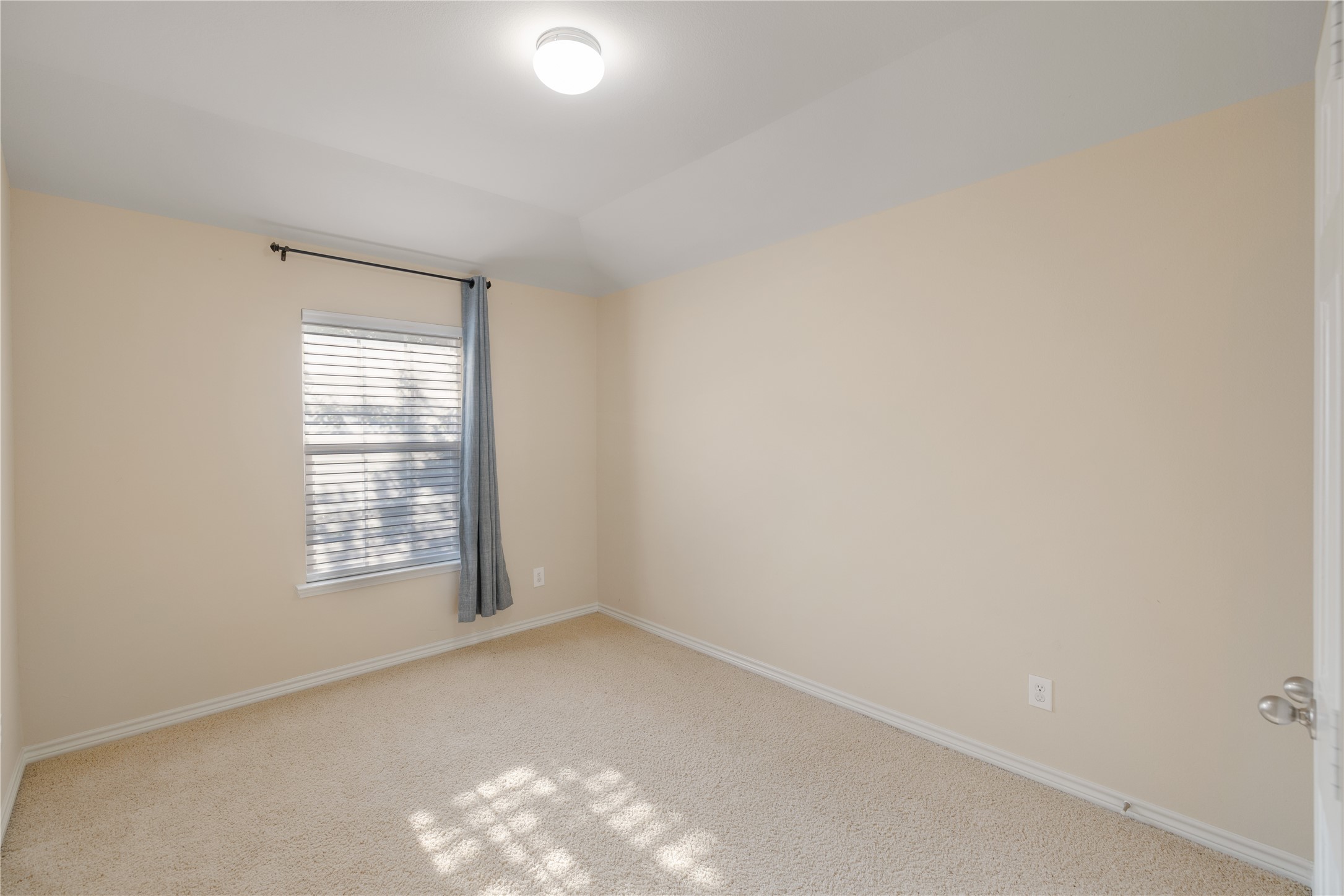 6525 Renewal Road