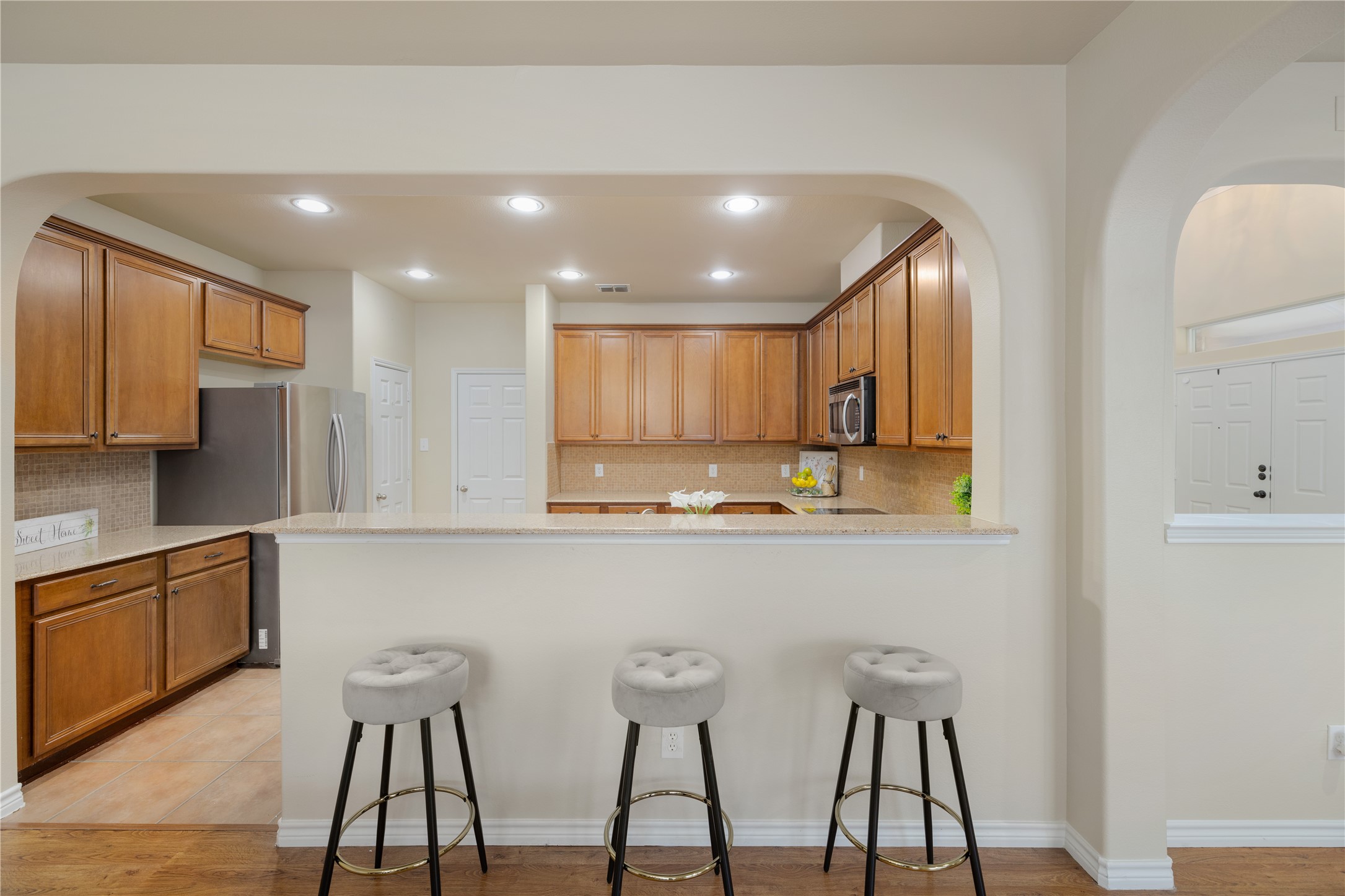 6525 Renewal Road