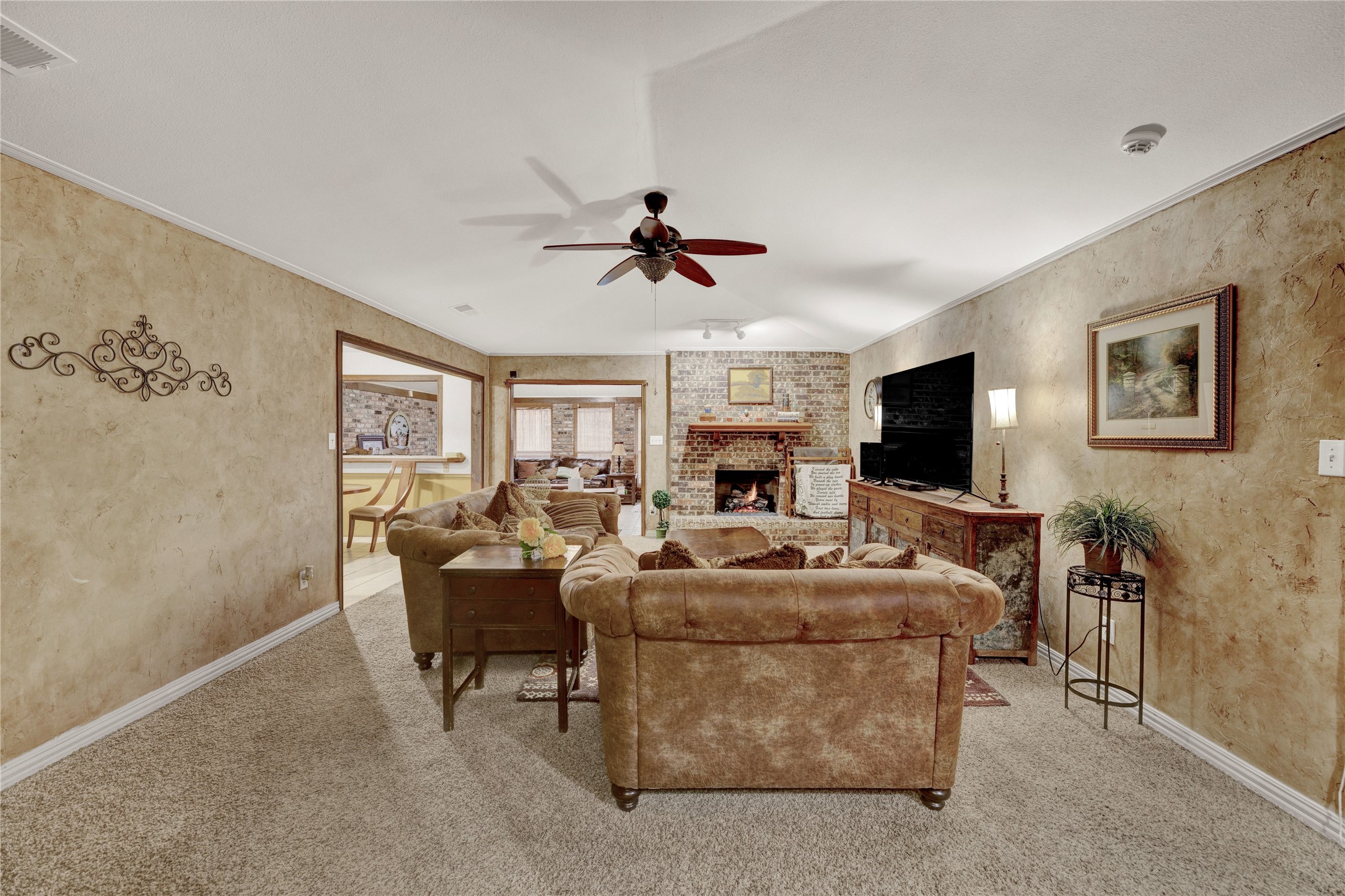 1925 Aspen Drive