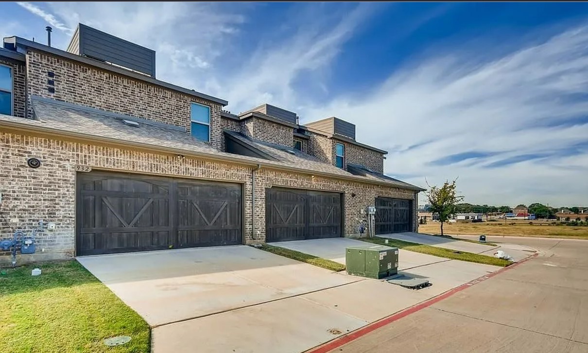 934 Estelle Drive