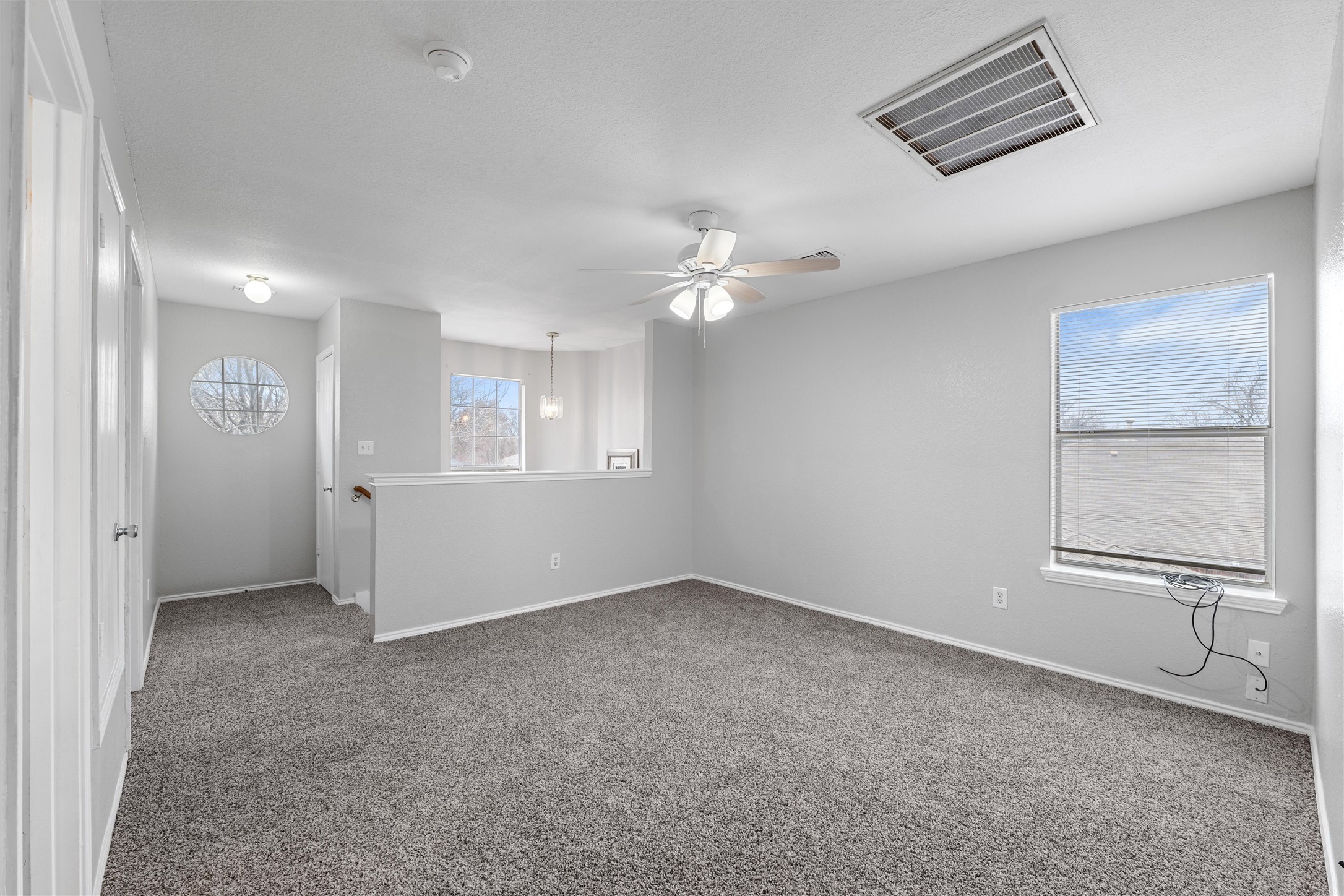 901 Dixon Lane