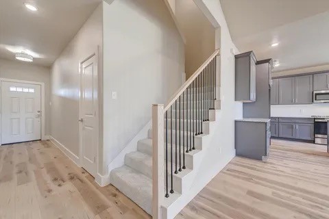 102 Hackberry Lane