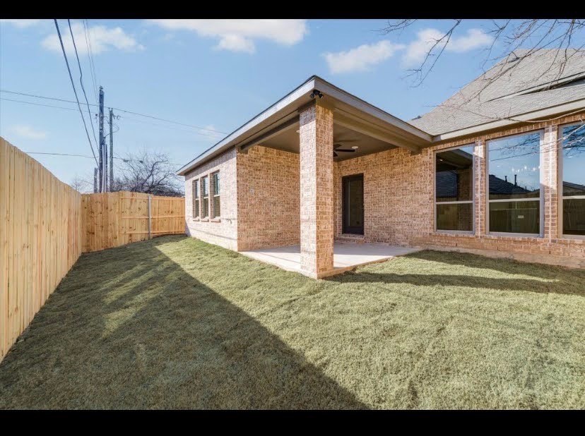 102 Hackberry Lane
