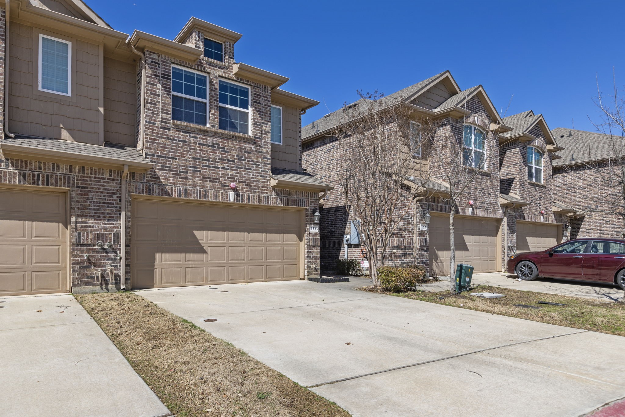 161 Barrington Lane