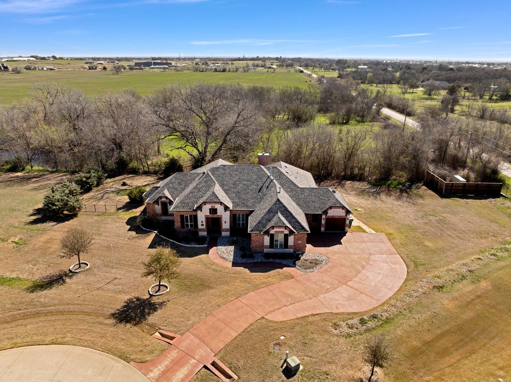 2885 Forest Hills Drive