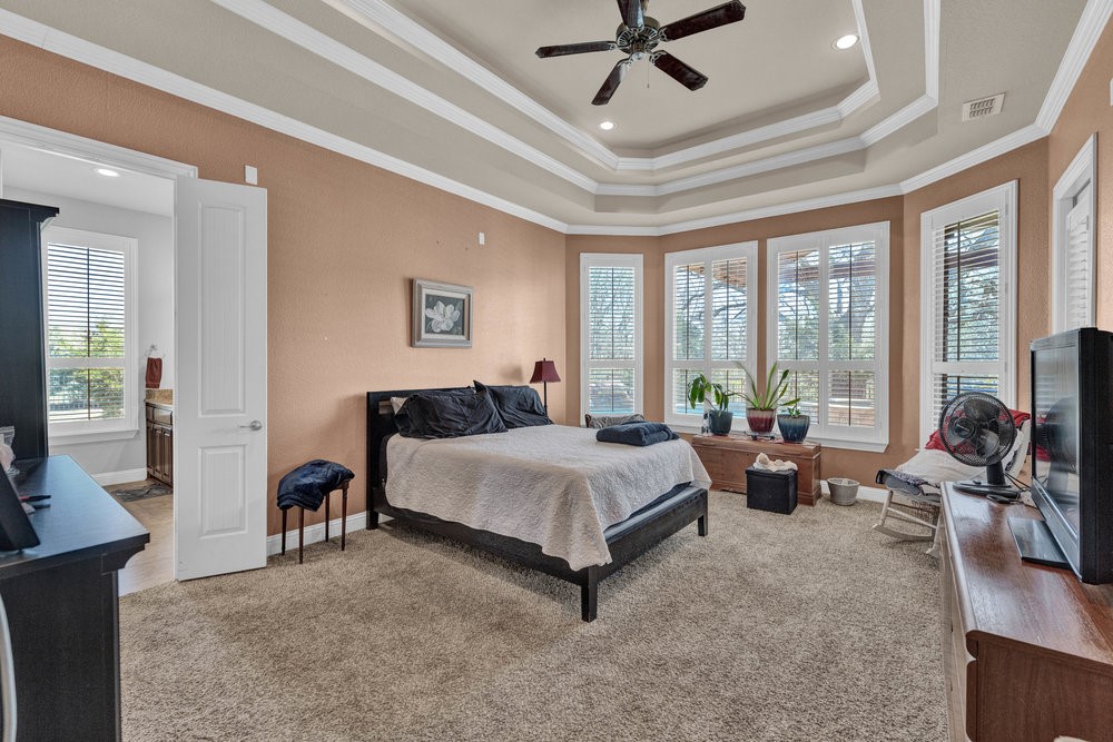 2885 Forest Hills Drive