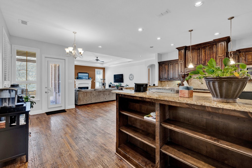 2885 Forest Hills Drive