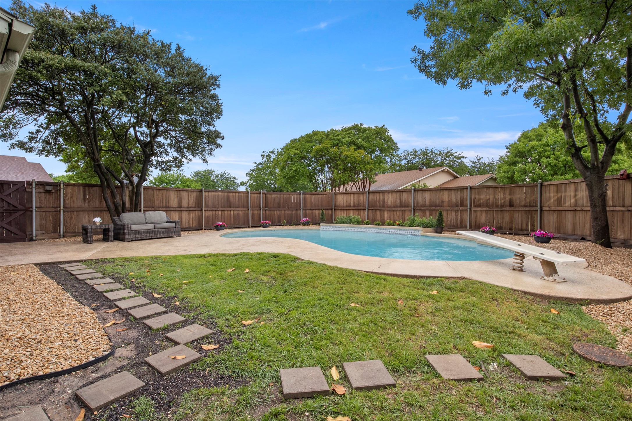 1925 Berkner Drive