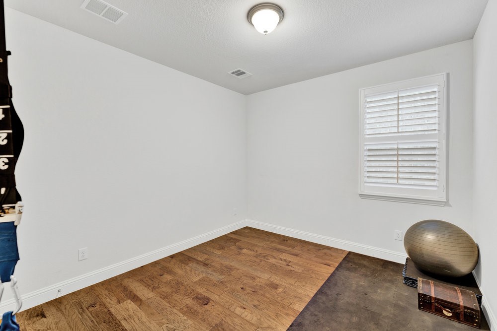 138 Nix Drive