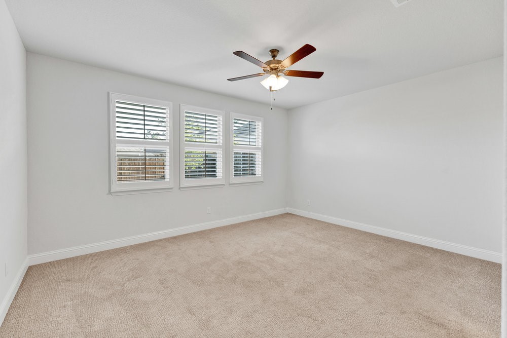 138 Nix Drive