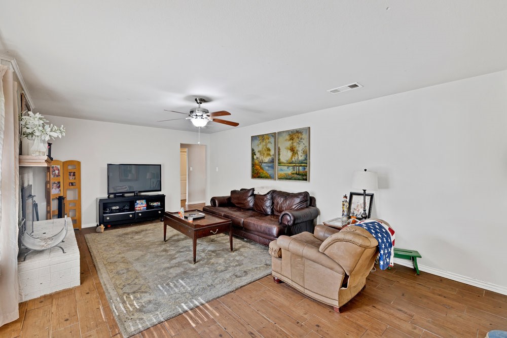 914 Glengarden Street