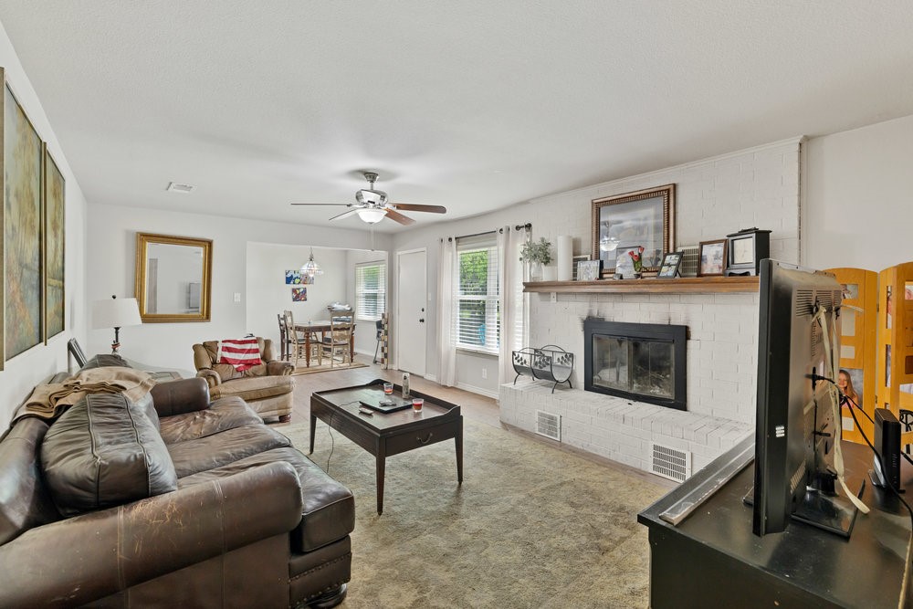 914 Glengarden Street