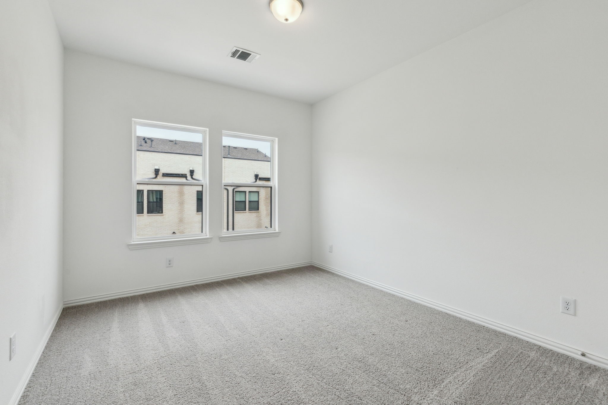 1276 Daybreak Drive