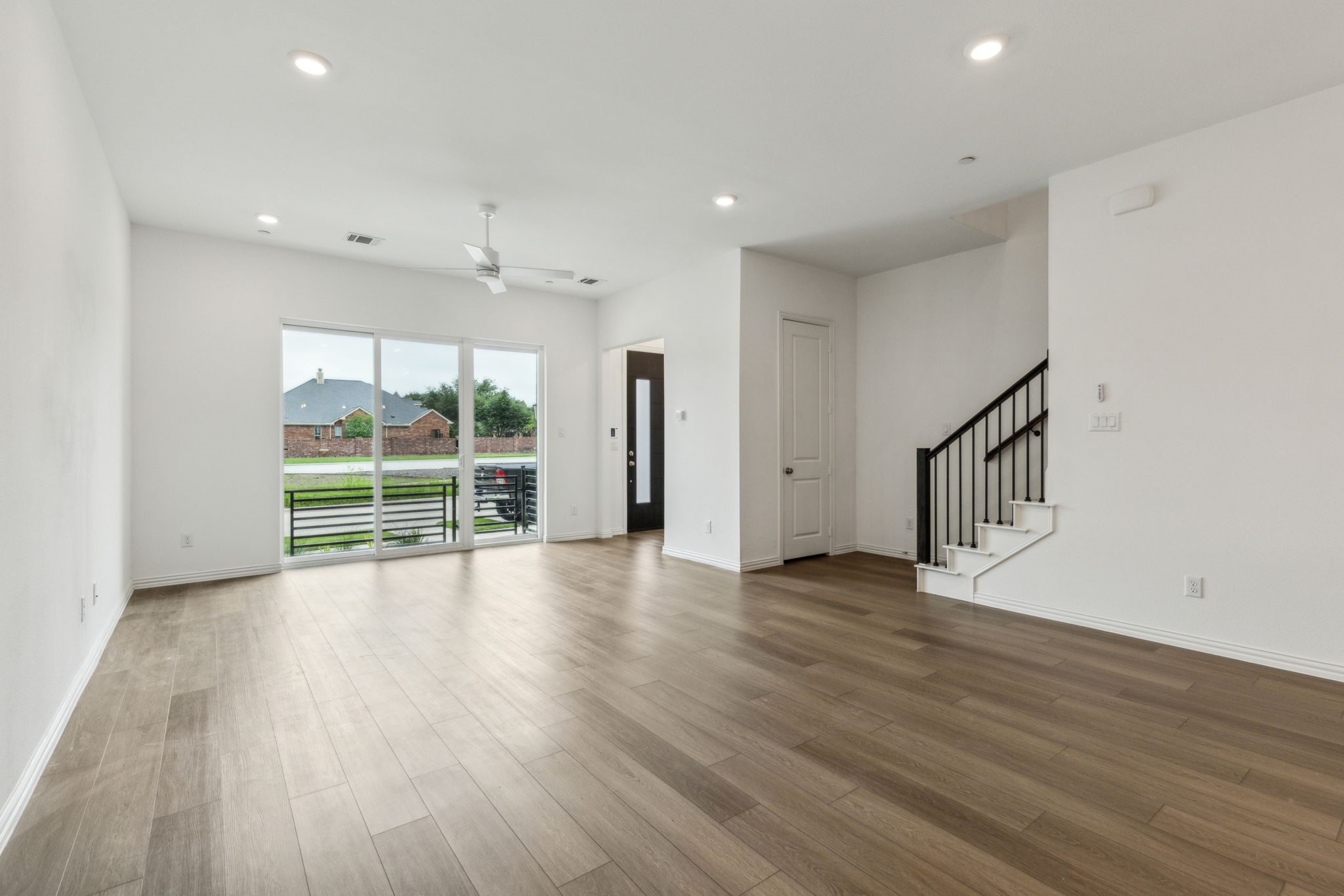 1276 Daybreak Drive