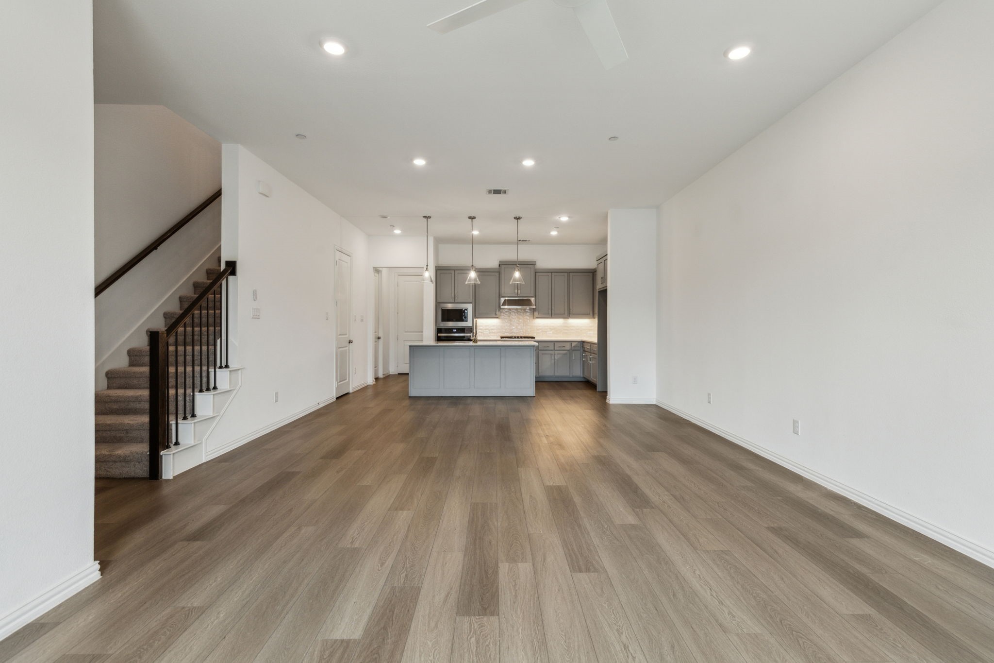 1276 Daybreak Drive