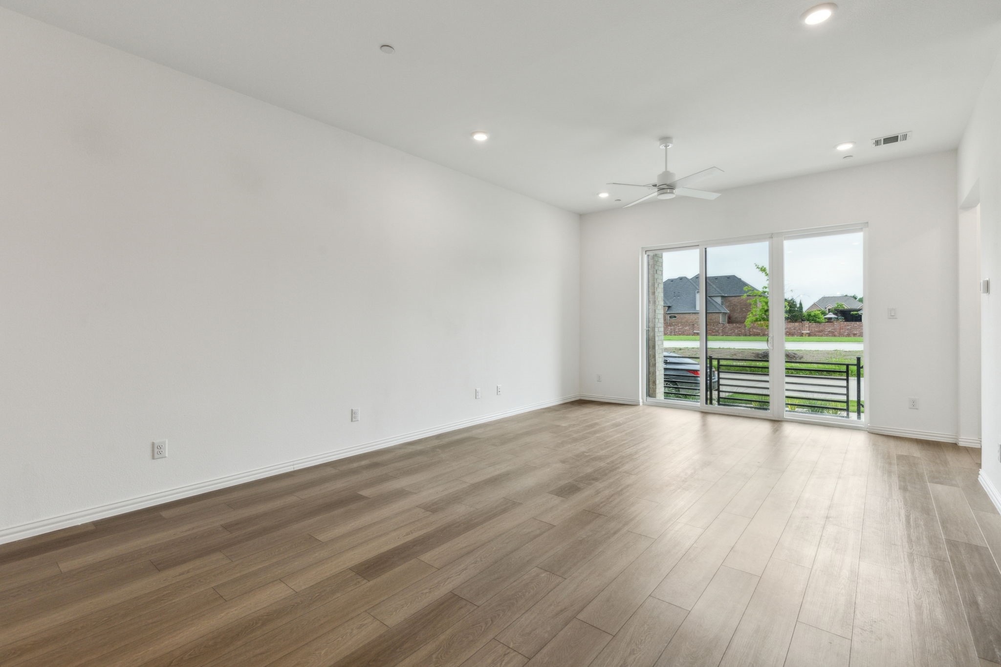 1276 Daybreak Drive