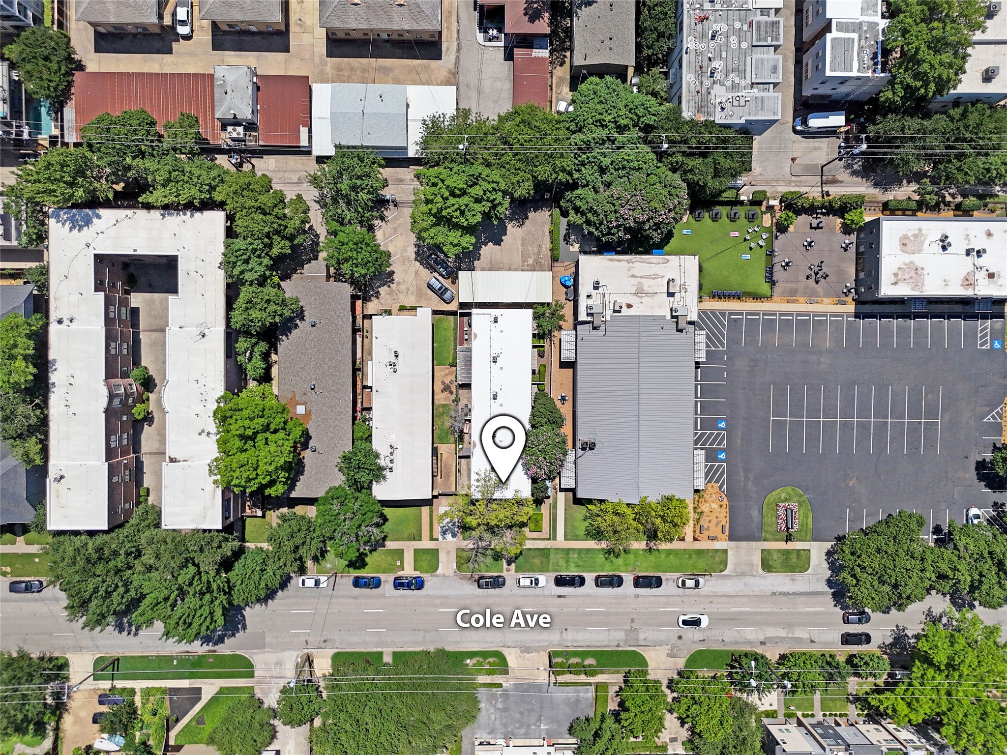 4320 Cole Avenue 1