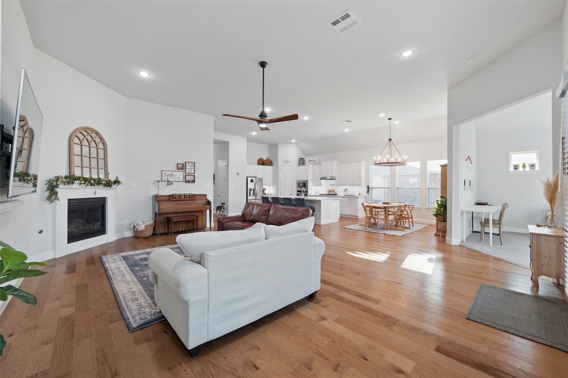 1105 Collared Dove Drive