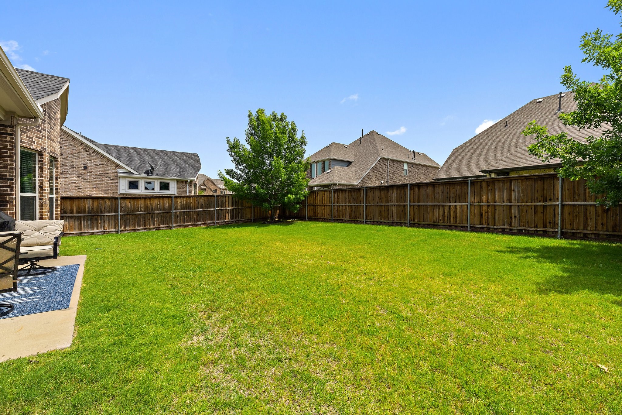2851 Clearwater Drive