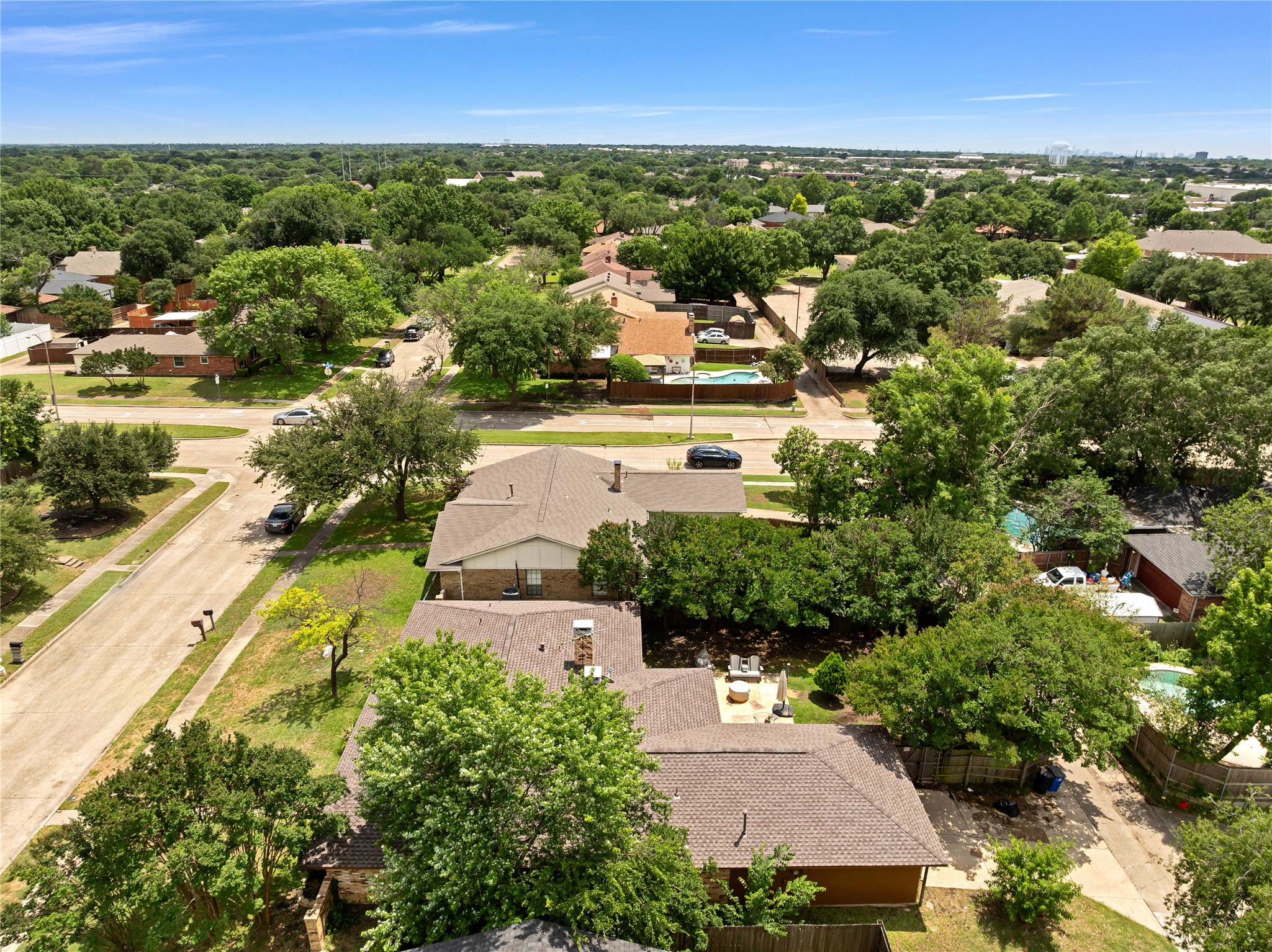 1603 Versailles Drive