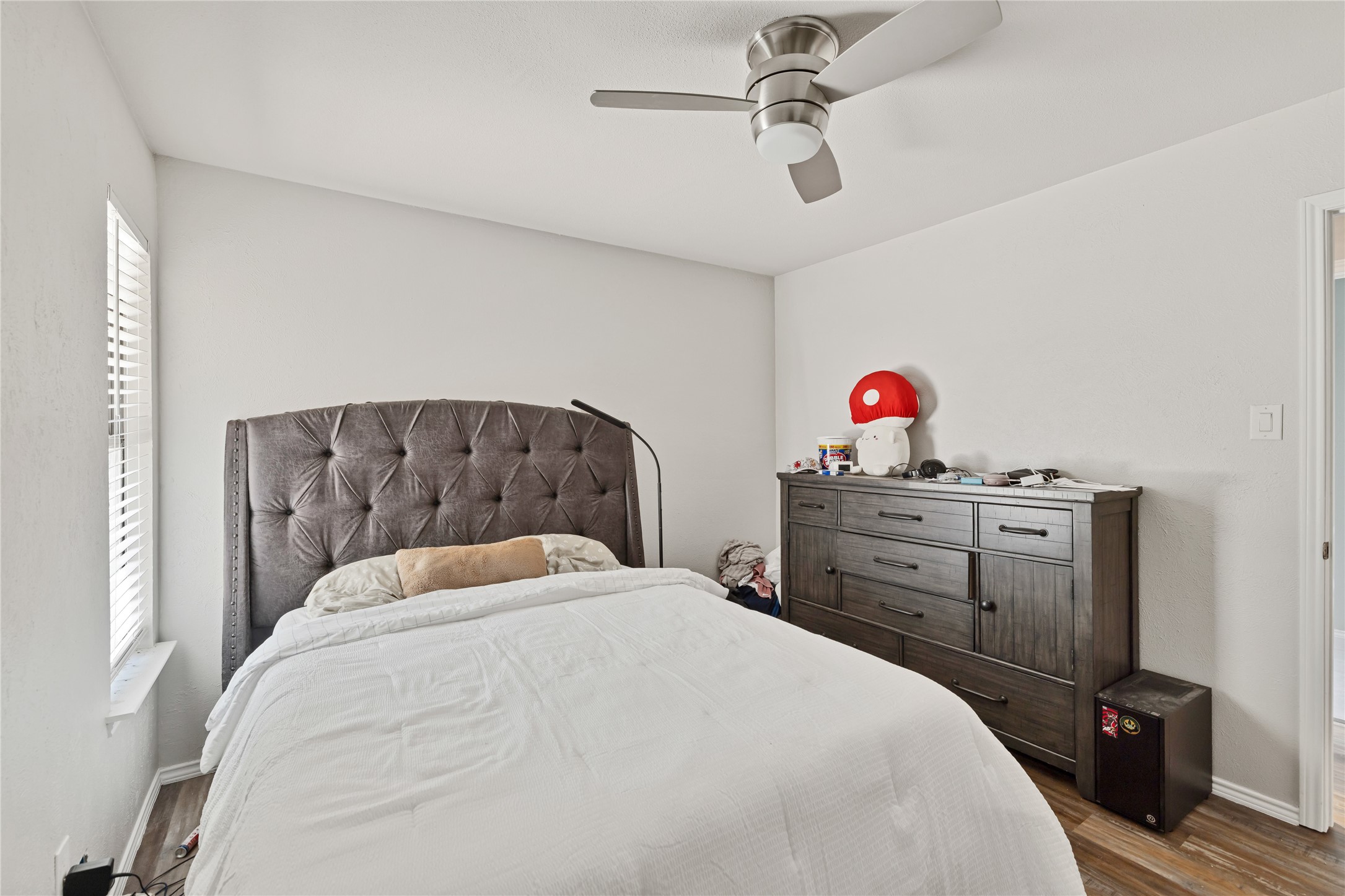 1603 Versailles Drive