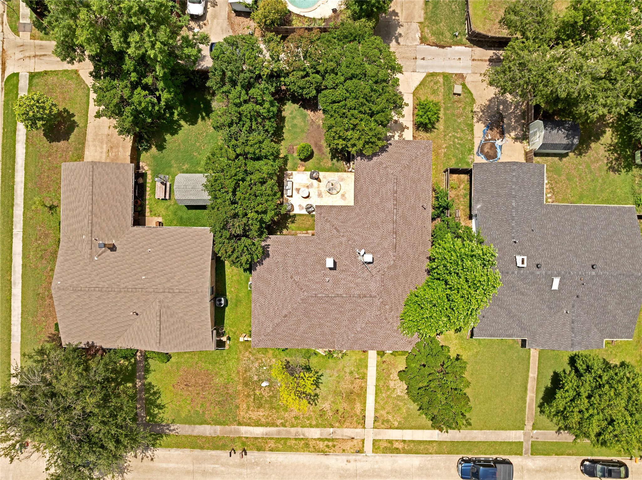 1603 Versailles Drive