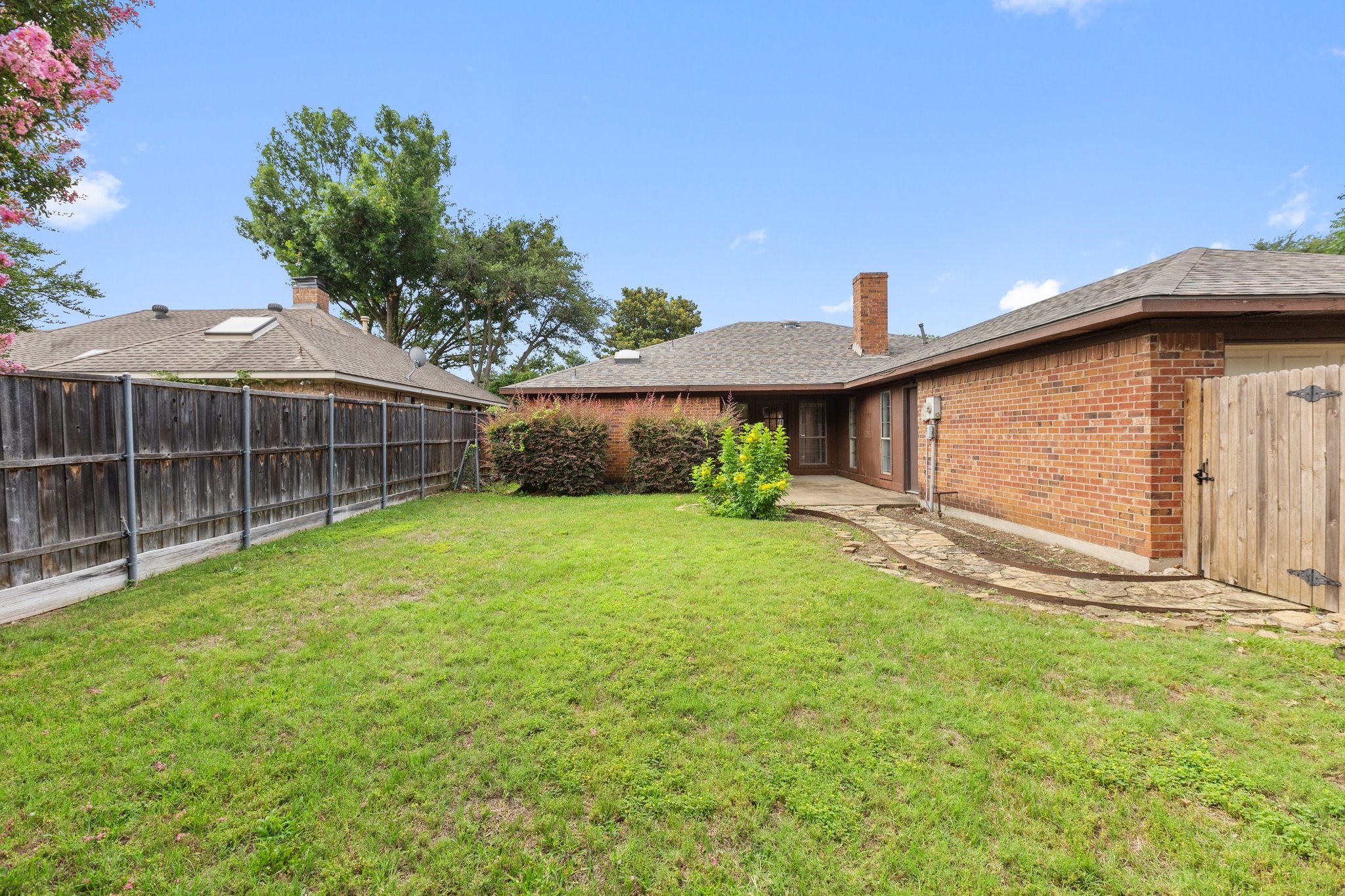 3919 Dome Drive