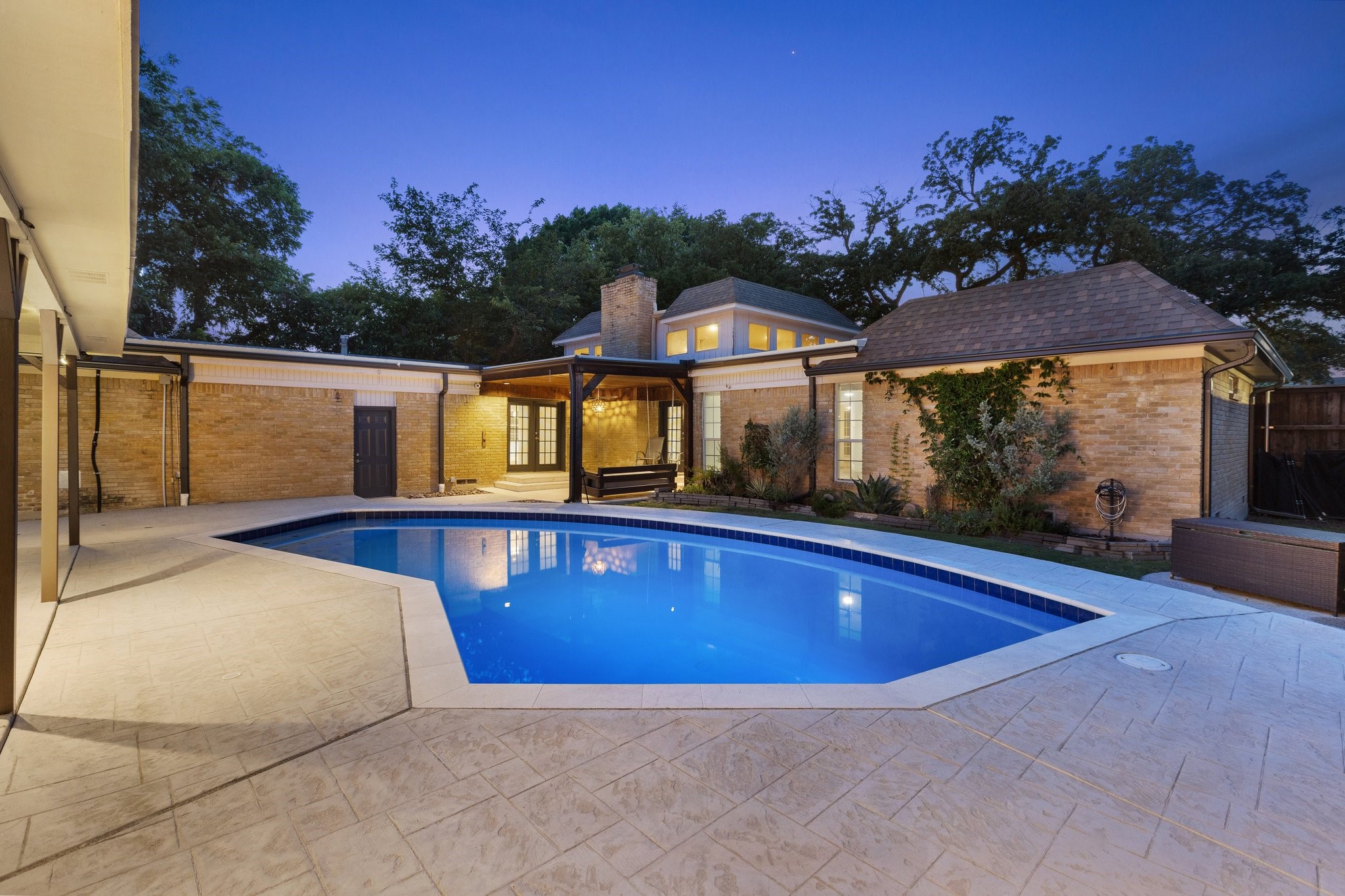 6108 Highgate Lane