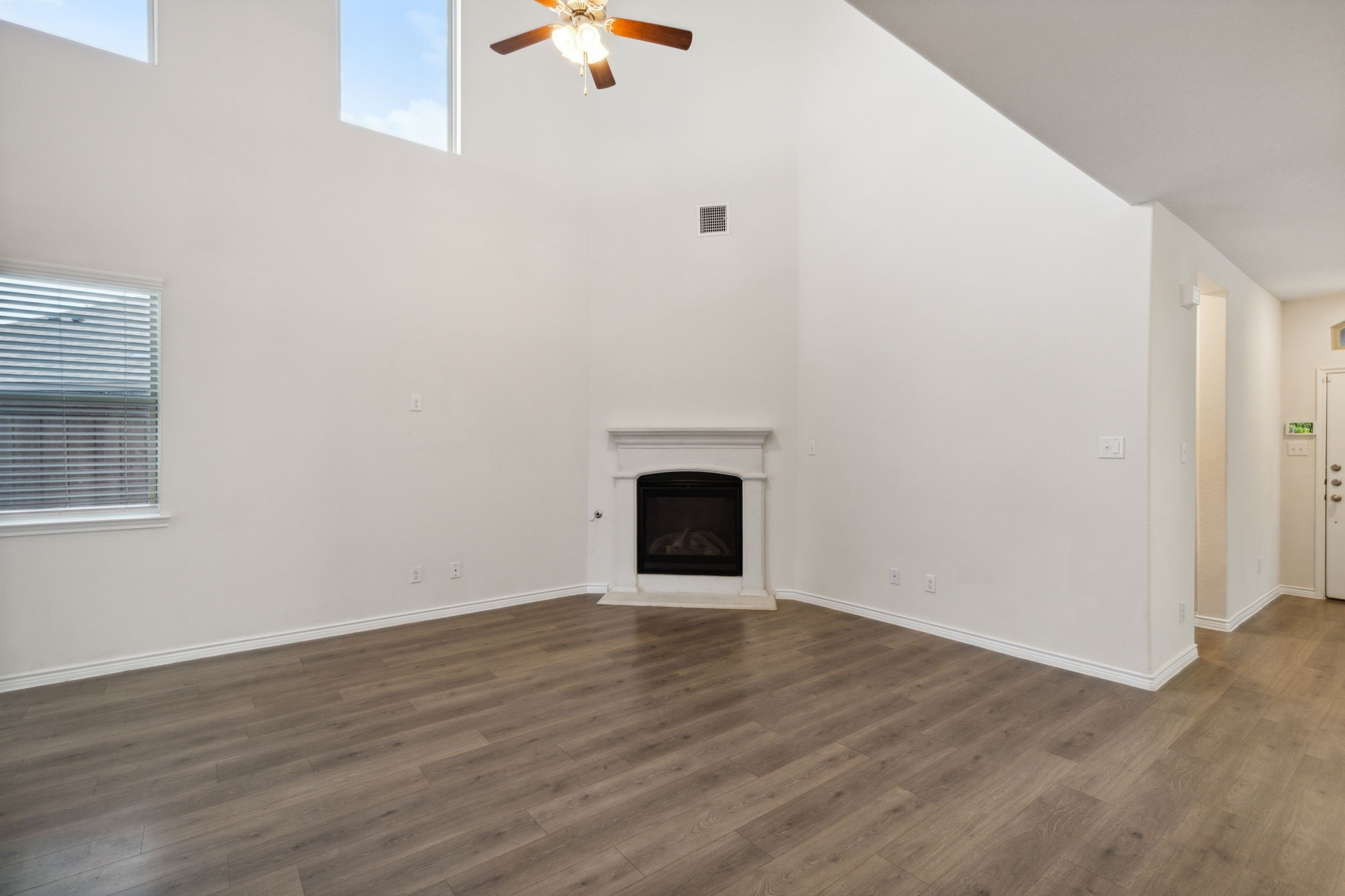 1501 Bennington Lane