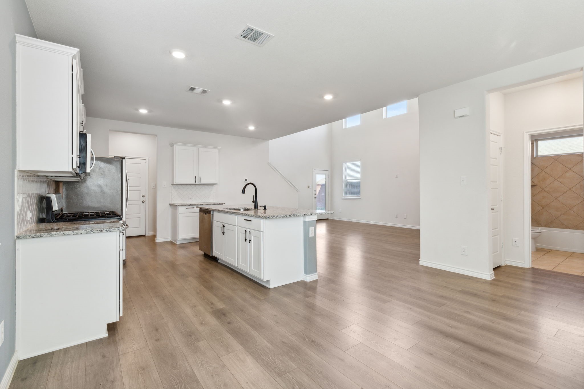 1501 Bennington Lane