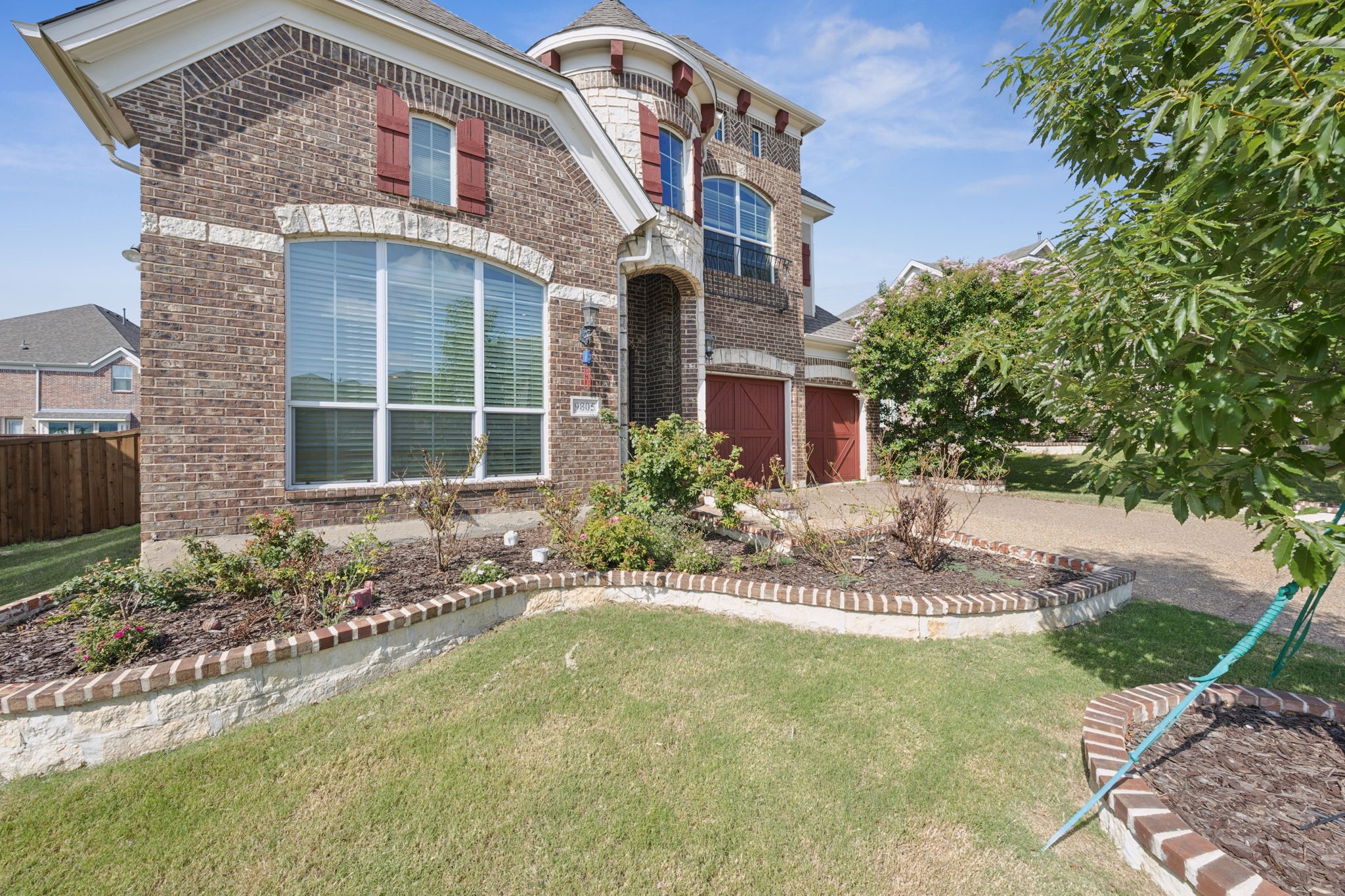 9805 Fernridge Drive