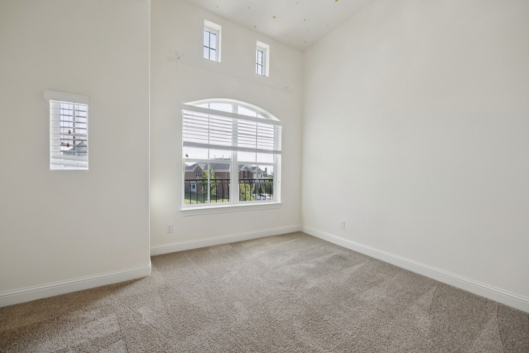 9805 Fernridge Drive