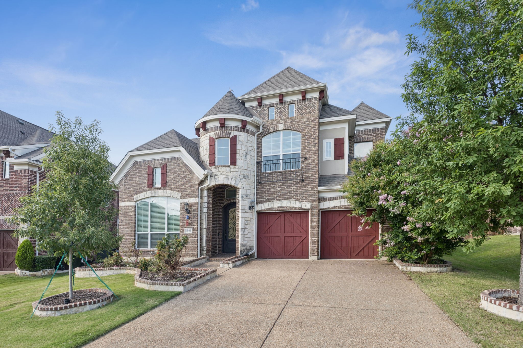 9805 Fernridge Drive