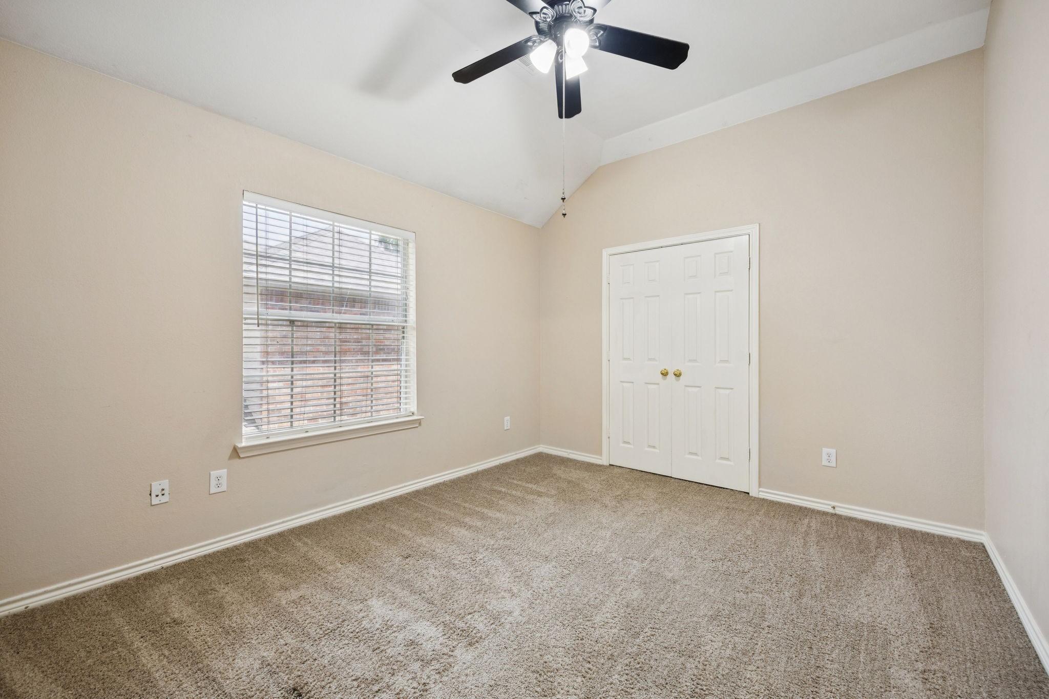 1009 Spanish Oak Drive