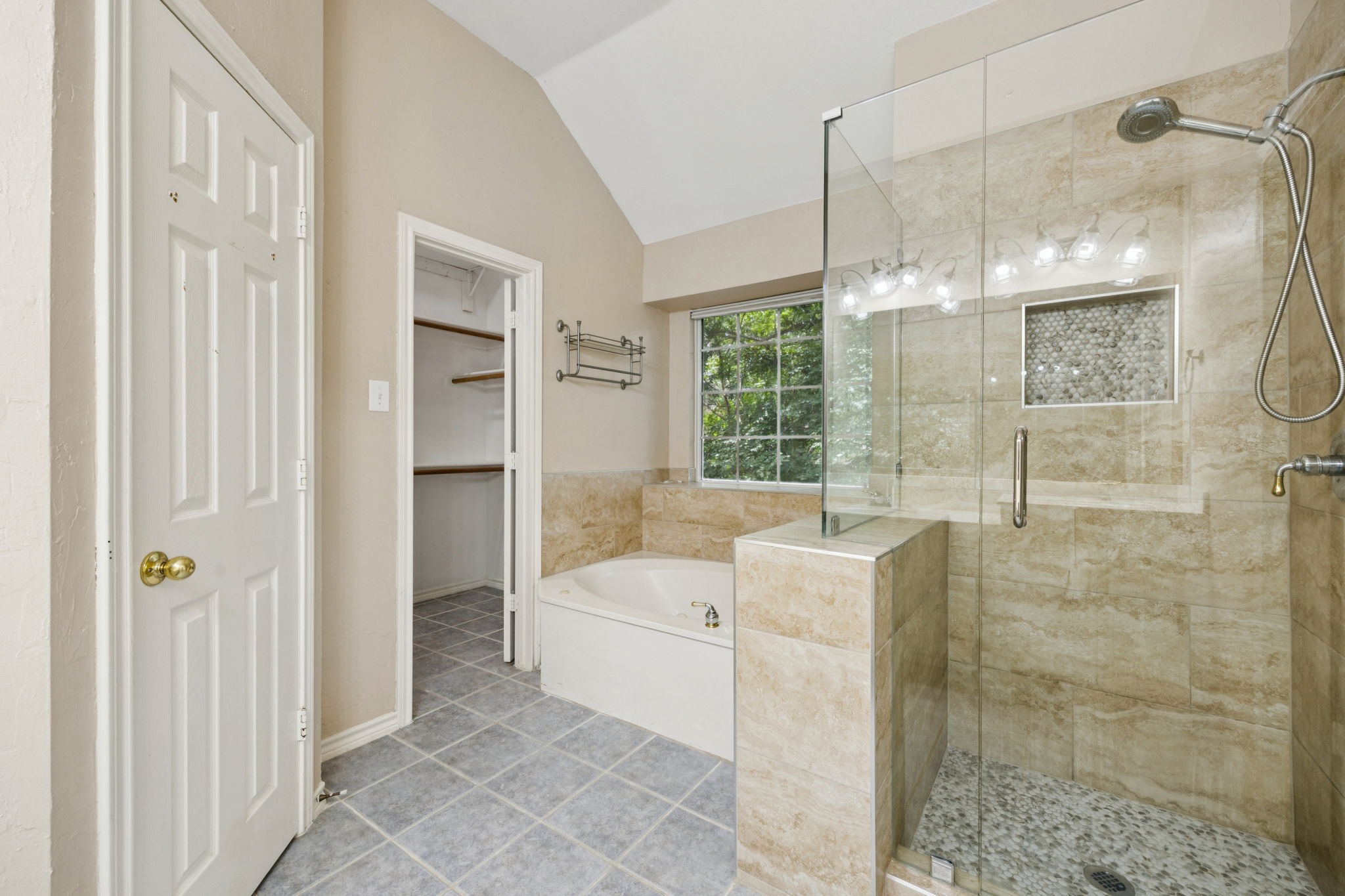 1009 Spanish Oak Drive