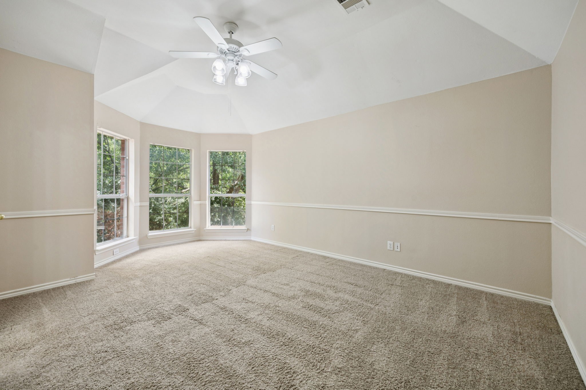 1009 Spanish Oak Drive