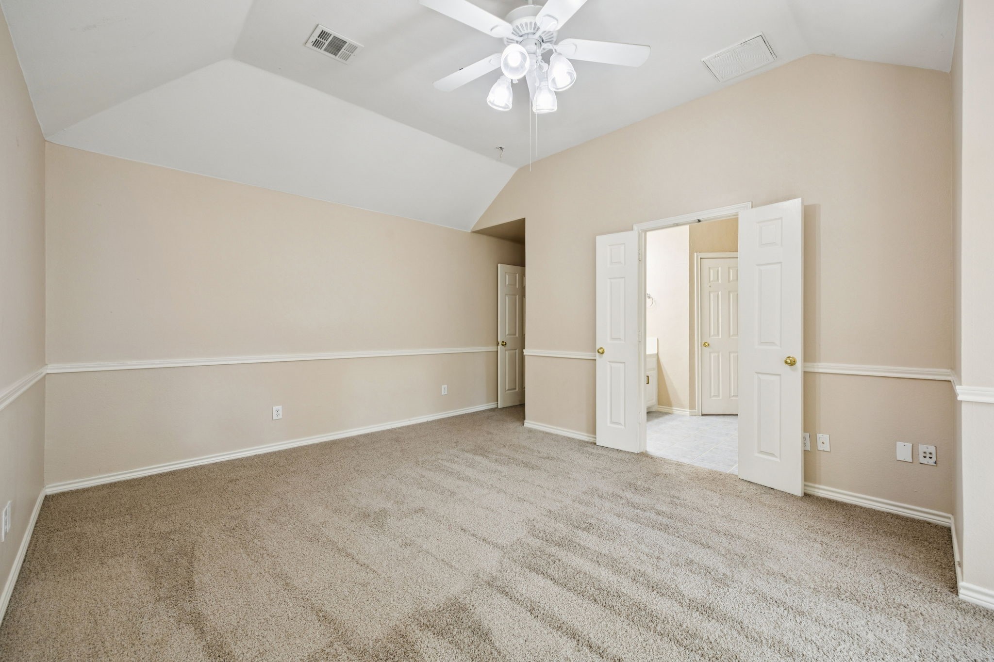 1009 Spanish Oak Drive