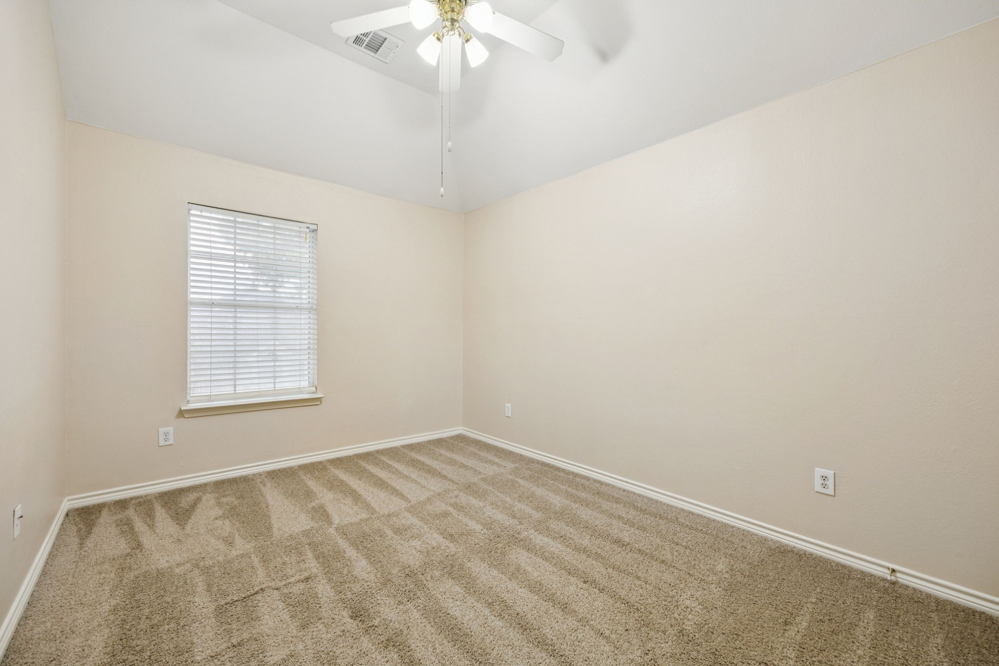 1009 Spanish Oak Drive